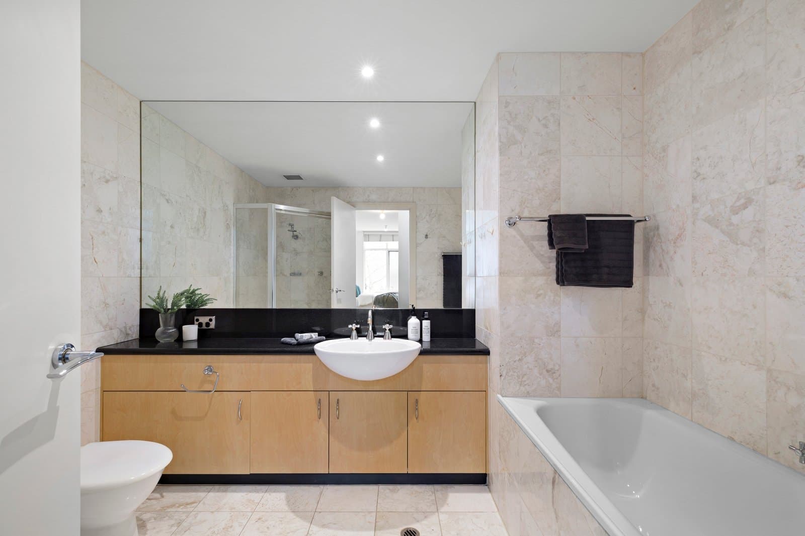 29/85 Alexandra Avenue, South Yarra - Thumbnail 7