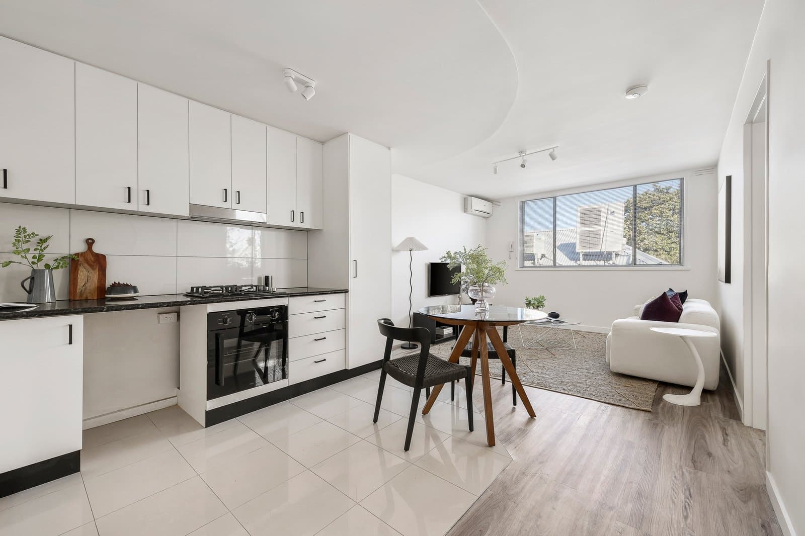6/25 Gladstone Avenue, Armadale - Image 1
