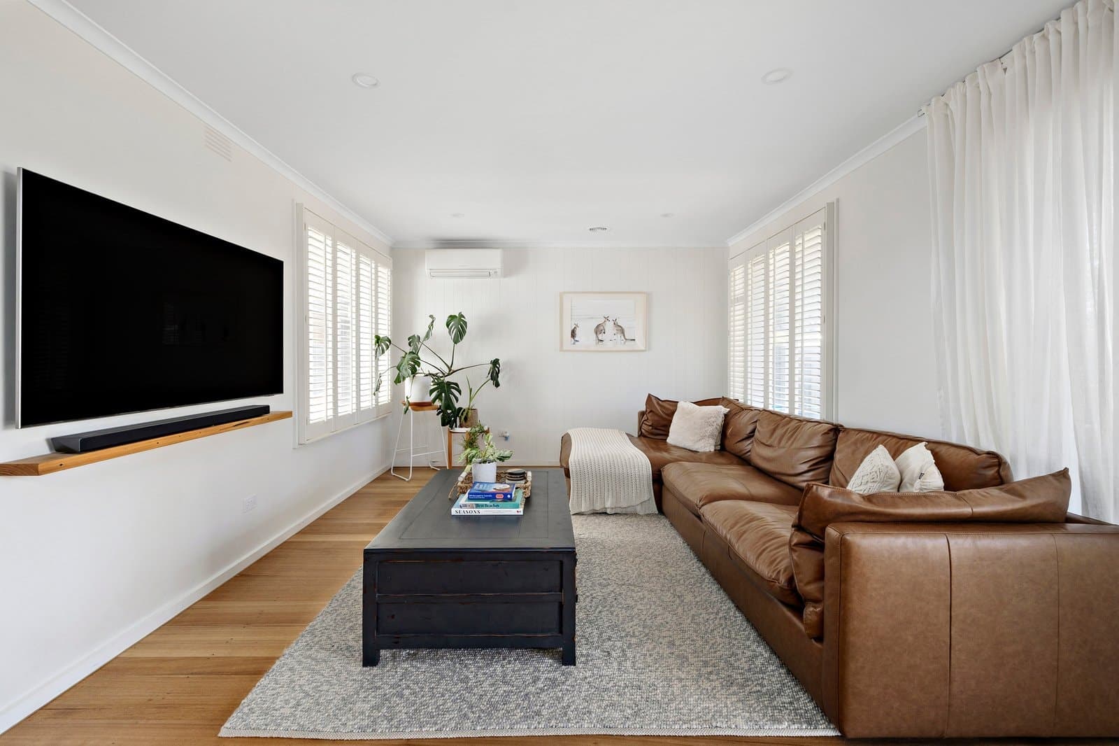 8 Carramar Street, Mornington - Thumbnail 2