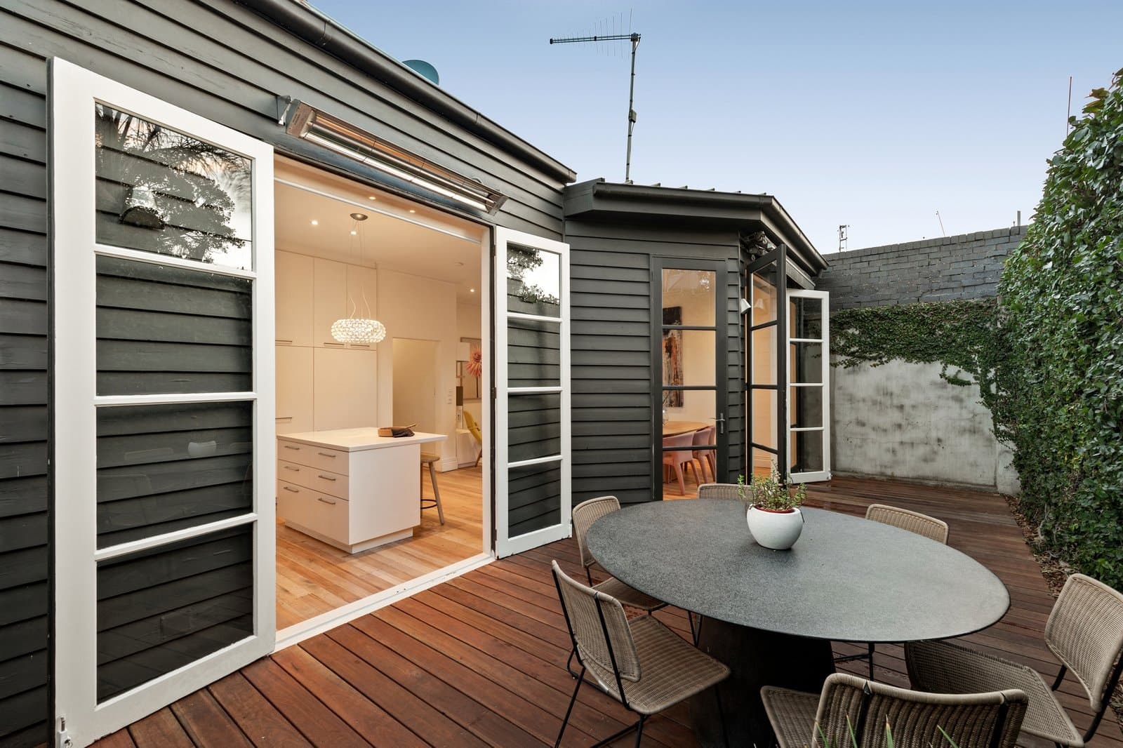 263 Princes Street, Port Melbourne - Thumbnail 2