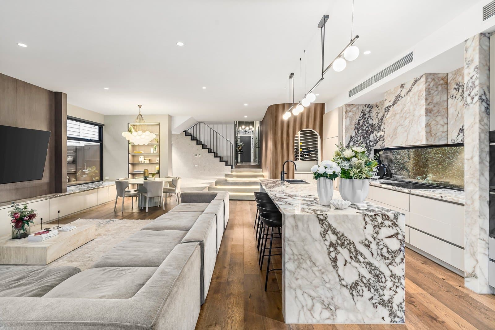 20 Stewart Street, Hawthorn East - Thumbnail 2