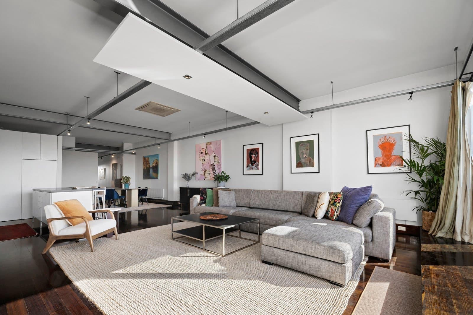 402/65 Wellington Street, St Kilda - Thumbnail 2