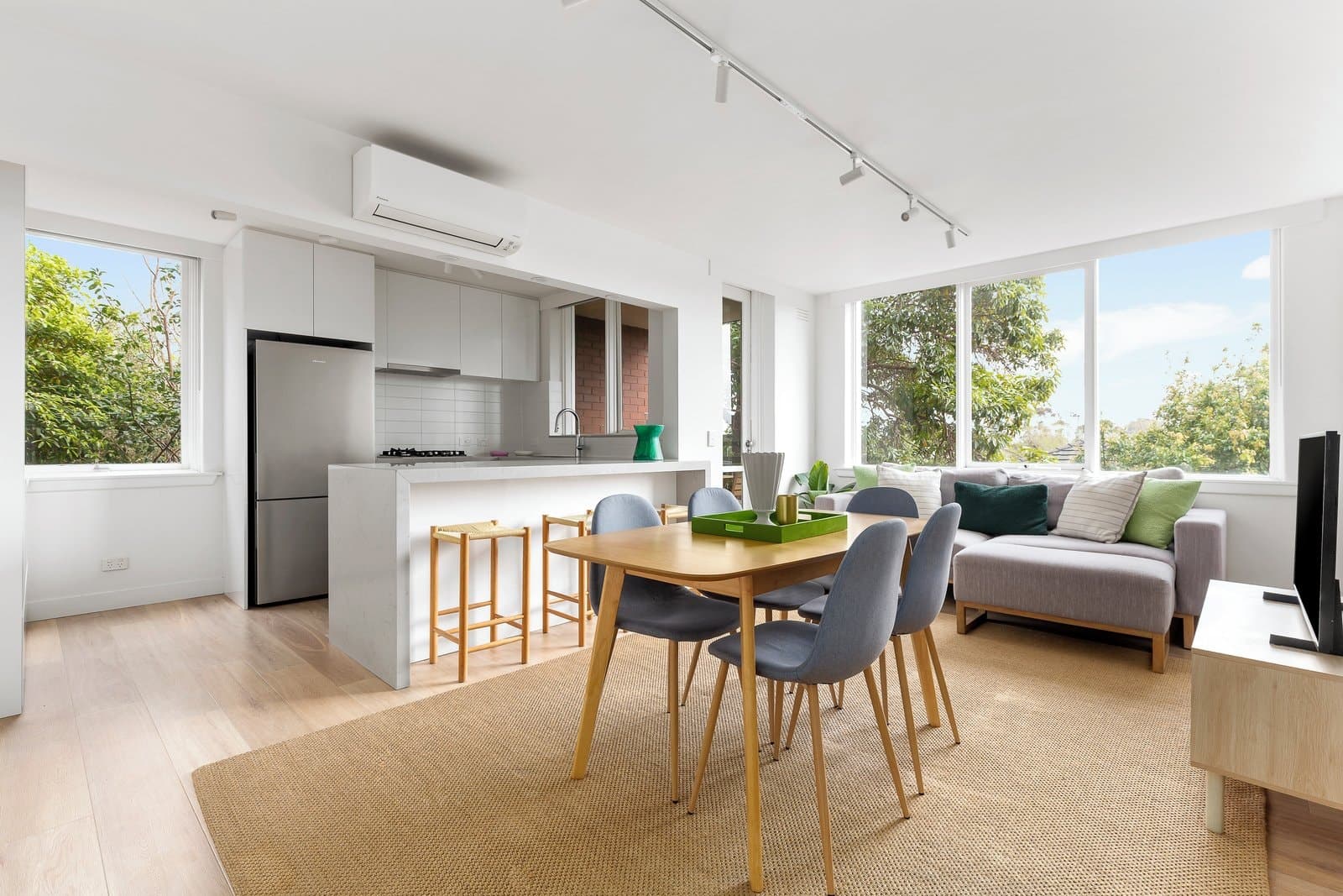 13/9 Canterbury Road, Toorak - Thumbnail 3