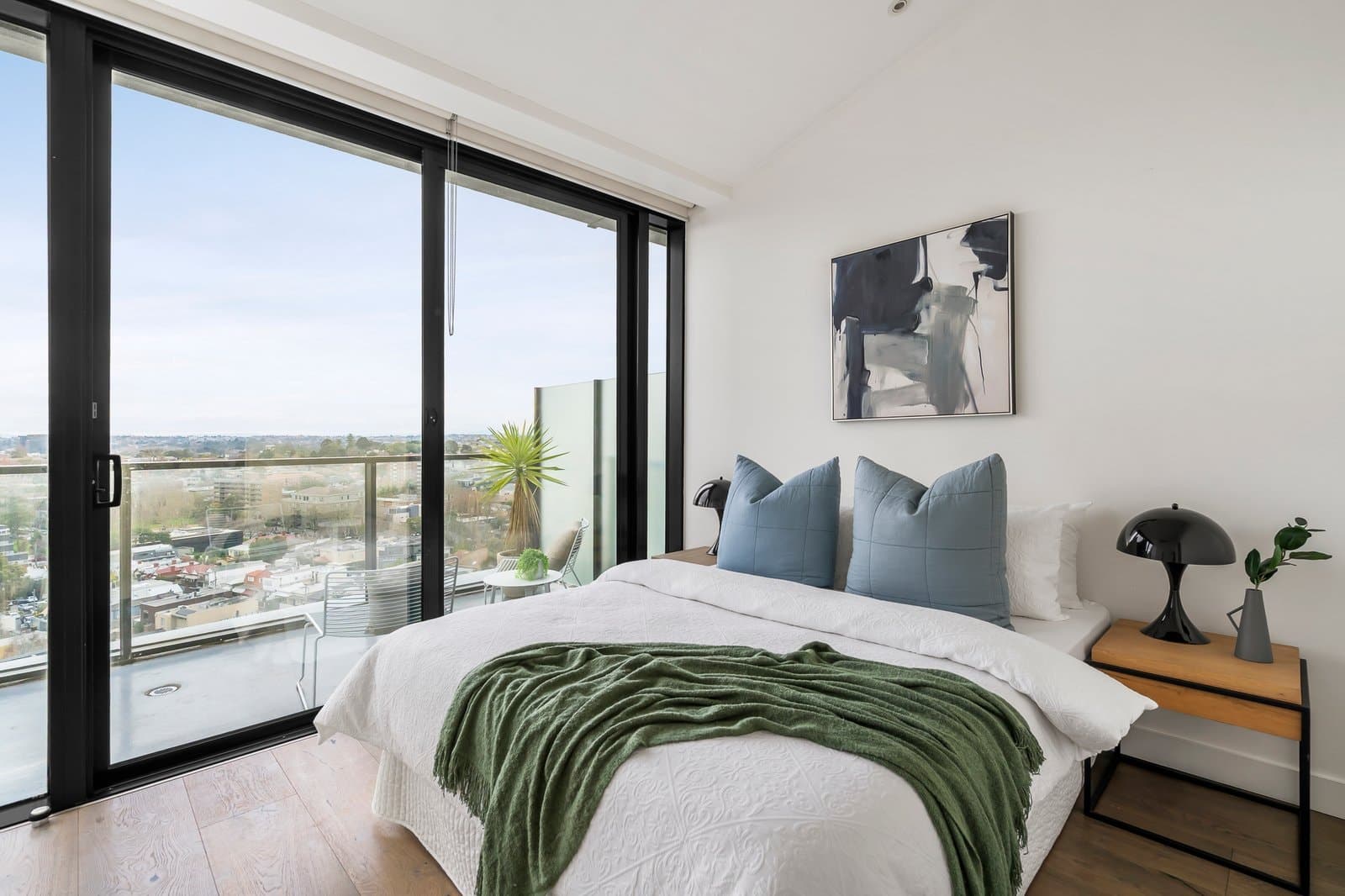 1202/1 Clara Street, South Yarra - Thumbnail 6