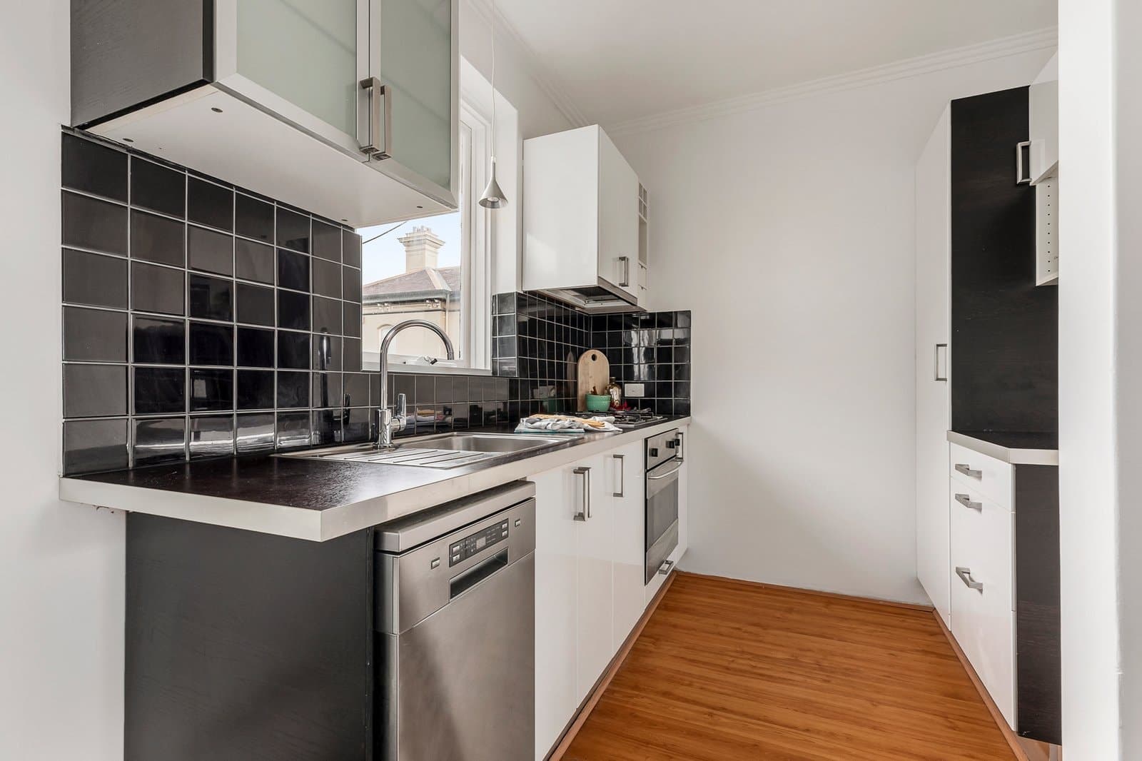 27/563 Glenferrie Road, Hawthorn - Thumbnail 4