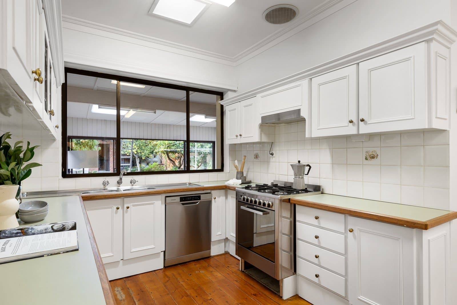 63 Patterson Street, Middle Park - Thumbnail 6