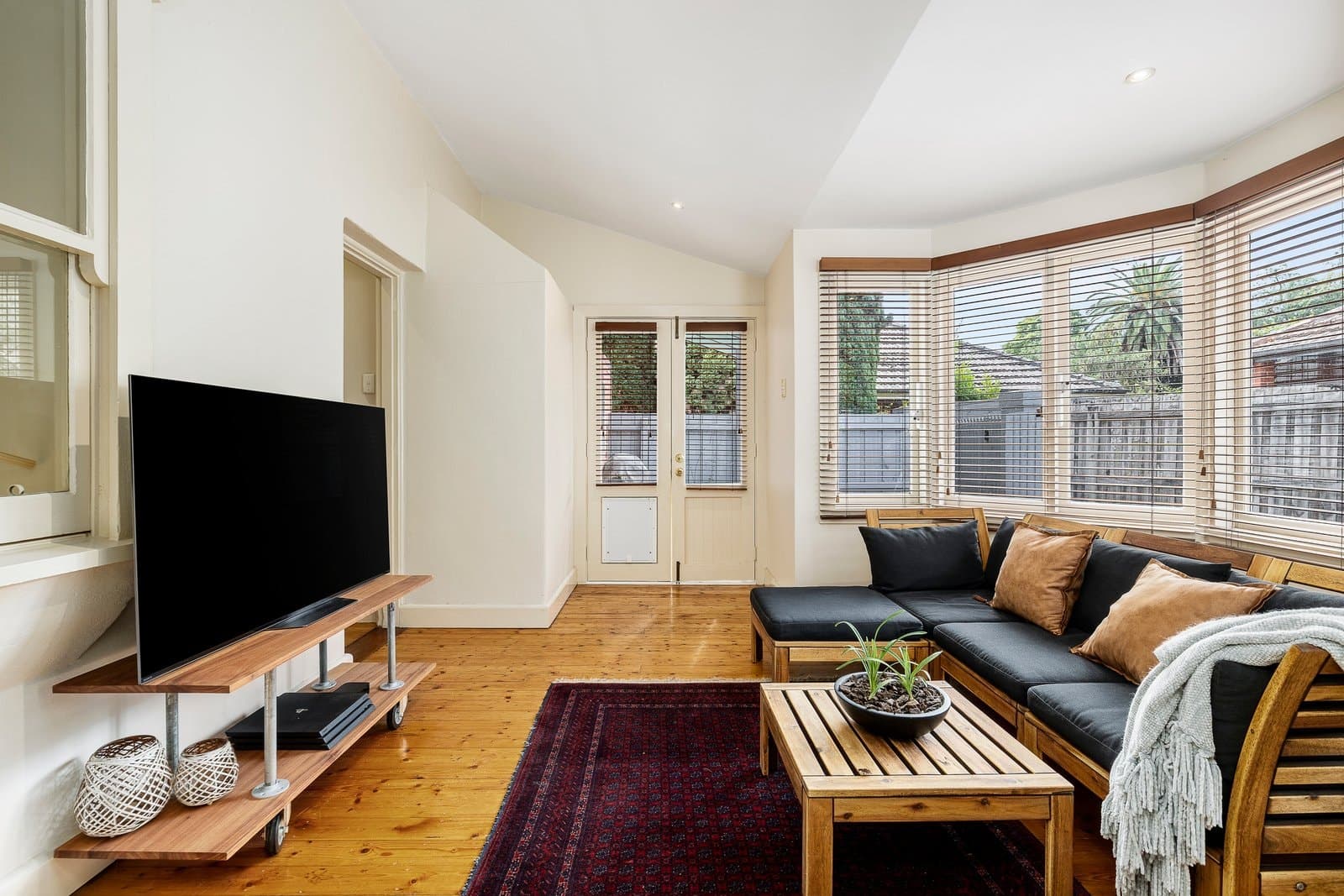 9 Paterson Street, Hawthorn - Thumbnail 4