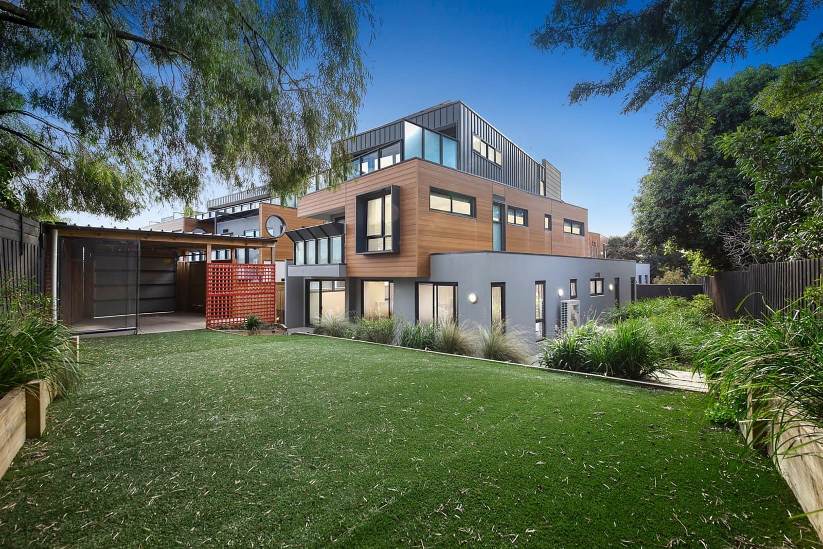 8/495 Balcombe Road, Beaumaris - Image 1