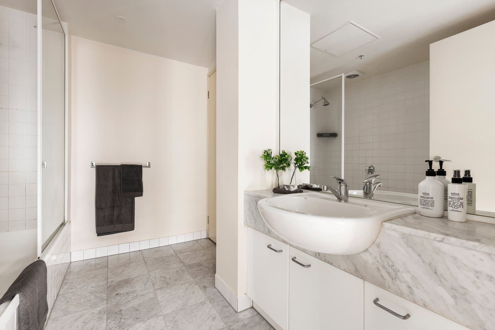 213/102 Camberwell Road, Hawthorn East - Thumbnail 5