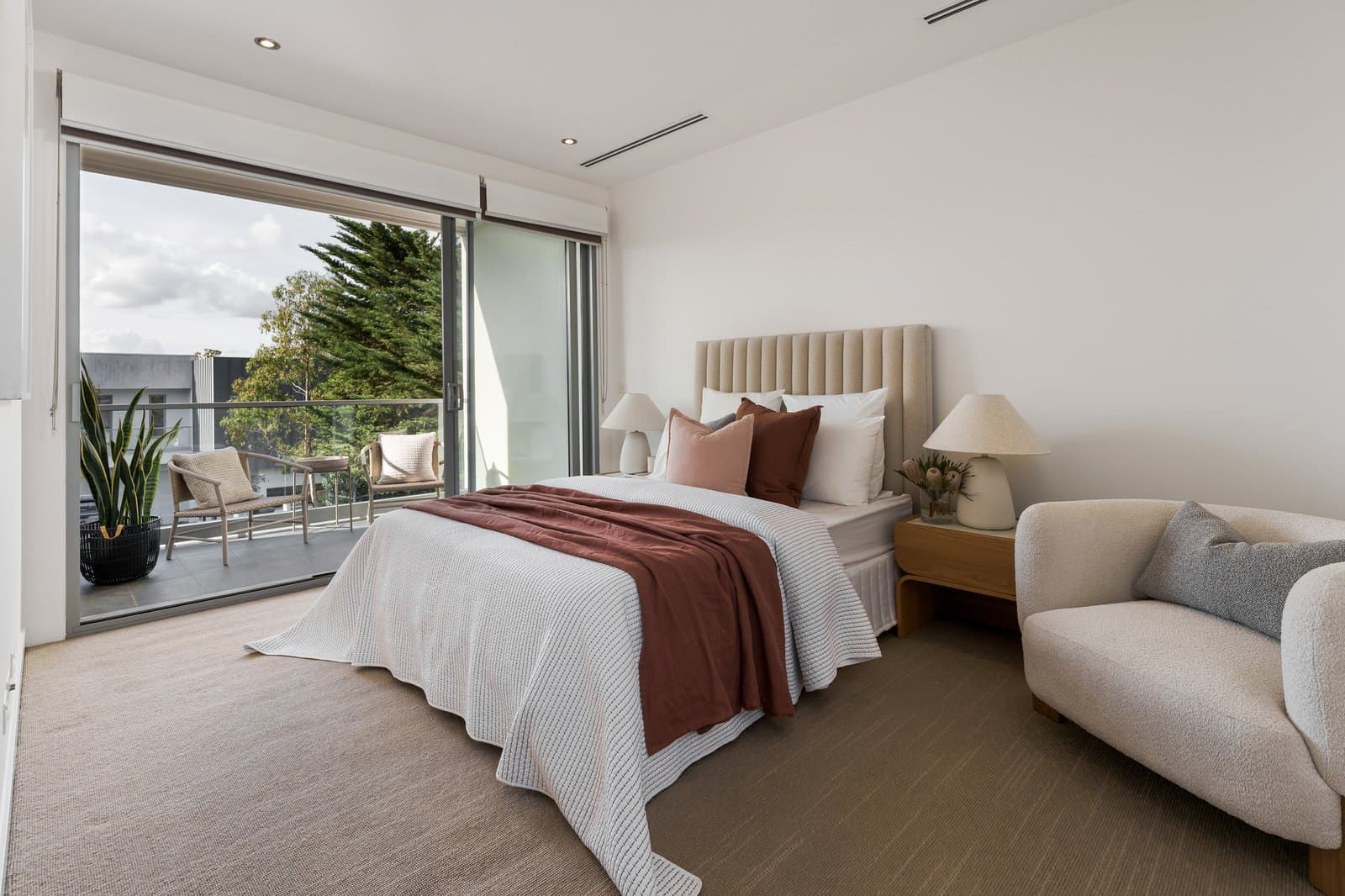 13 Linnaker Place, Kew - Thumbnail 7