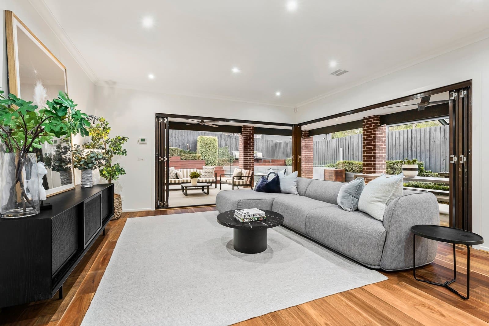37 Eram Road, Box Hill North - Thumbnail 3