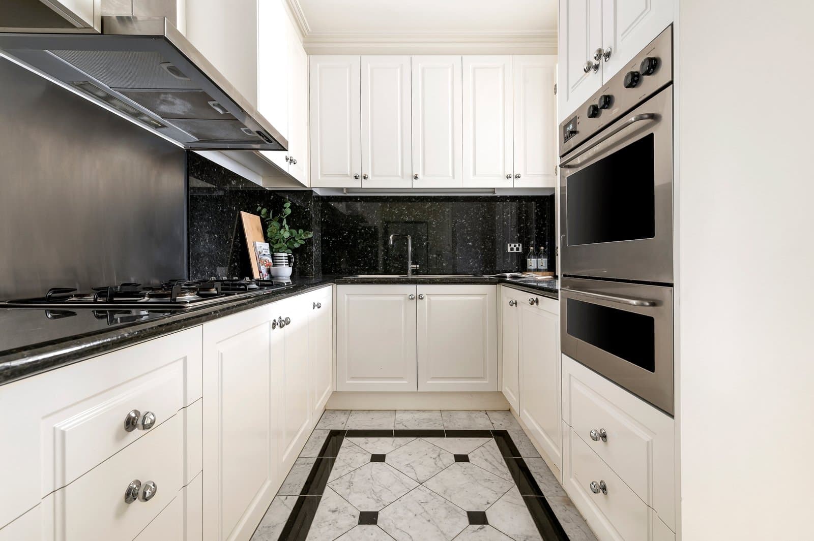 28/350 Toorak Road, South Yarra - Thumbnail 5