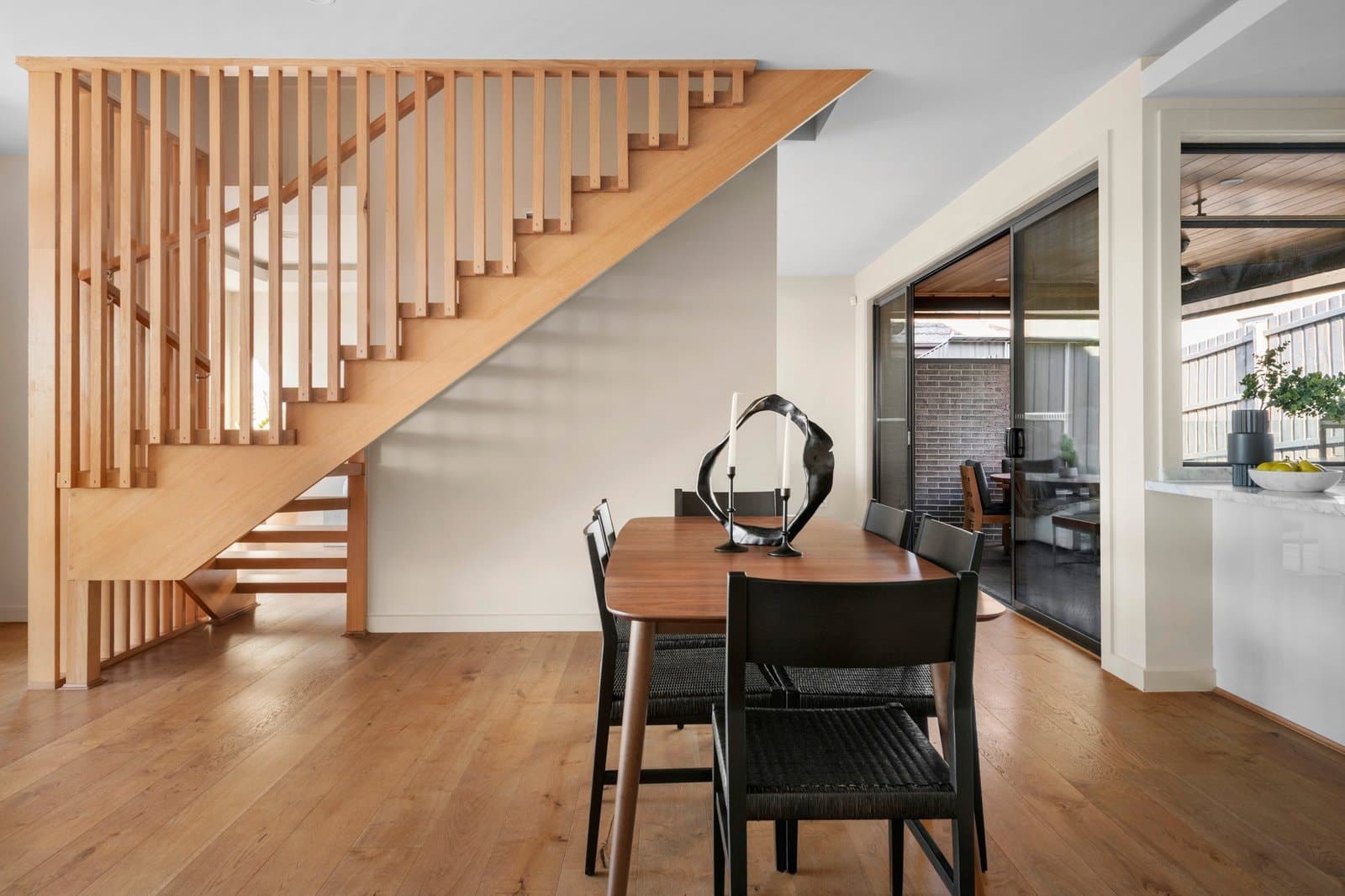 17 Leonis Avenue, Balwyn North - Thumbnail 6