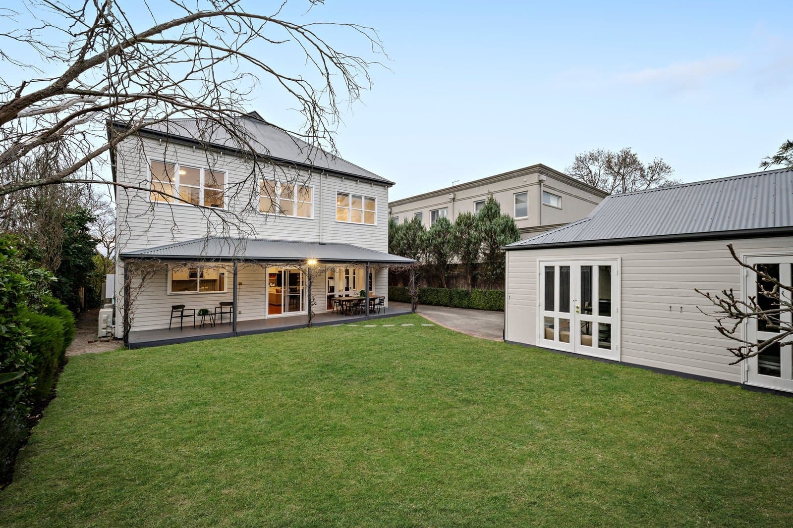 17 Sherwood Street, Glen Iris - Thumbnail 2