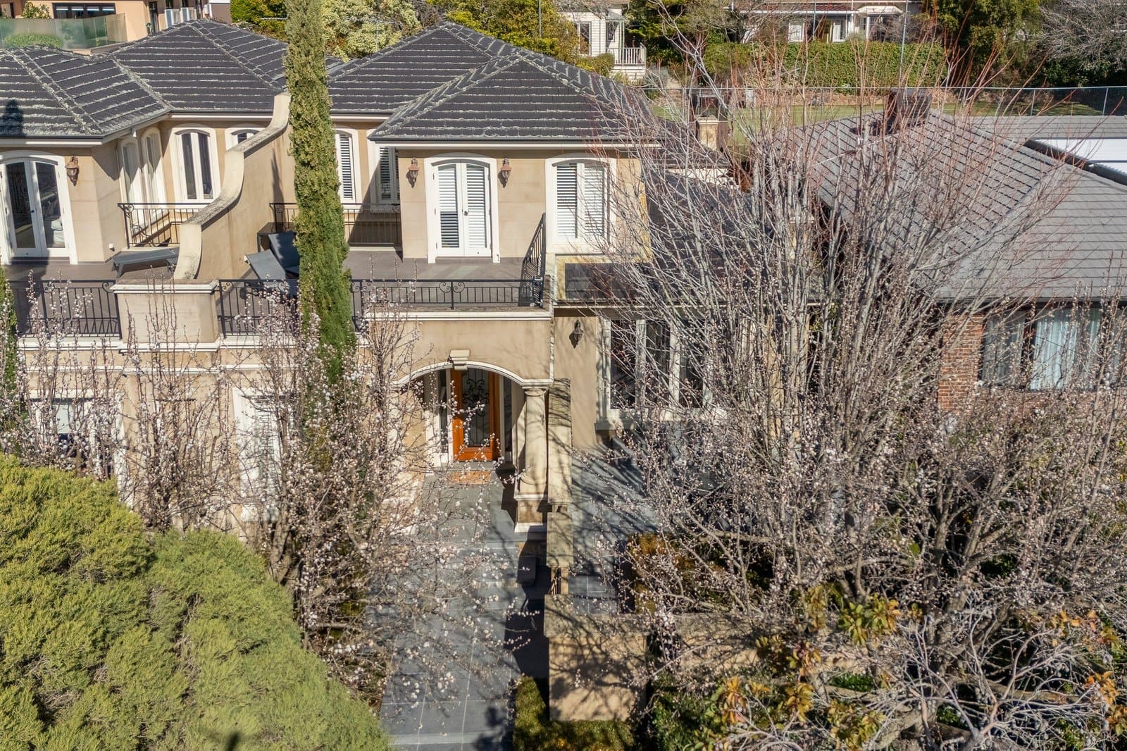 2a Georgian Court, Balwyn - Thumbnail 2