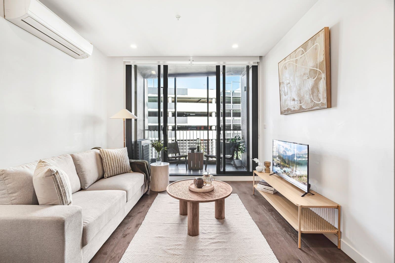 407/1 Grosvenor Street, Doncaster - Thumbnail 2