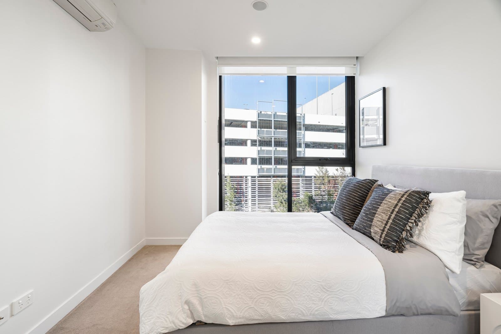 407/1 Grosvenor Street, Doncaster - Thumbnail 4