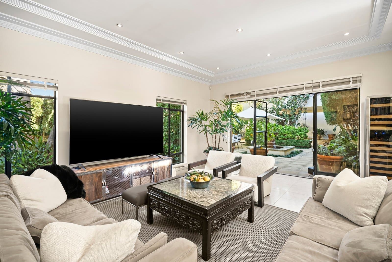 20 Burwood Road, Hawthorn - Thumbnail 3