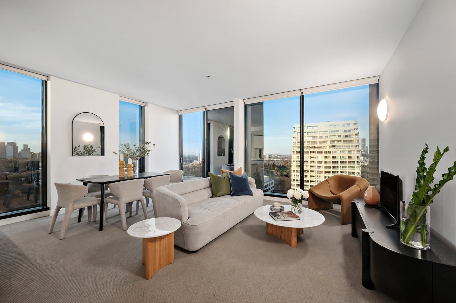 1401/470 St Kilda Road, Melbourne - Thumbnail 2