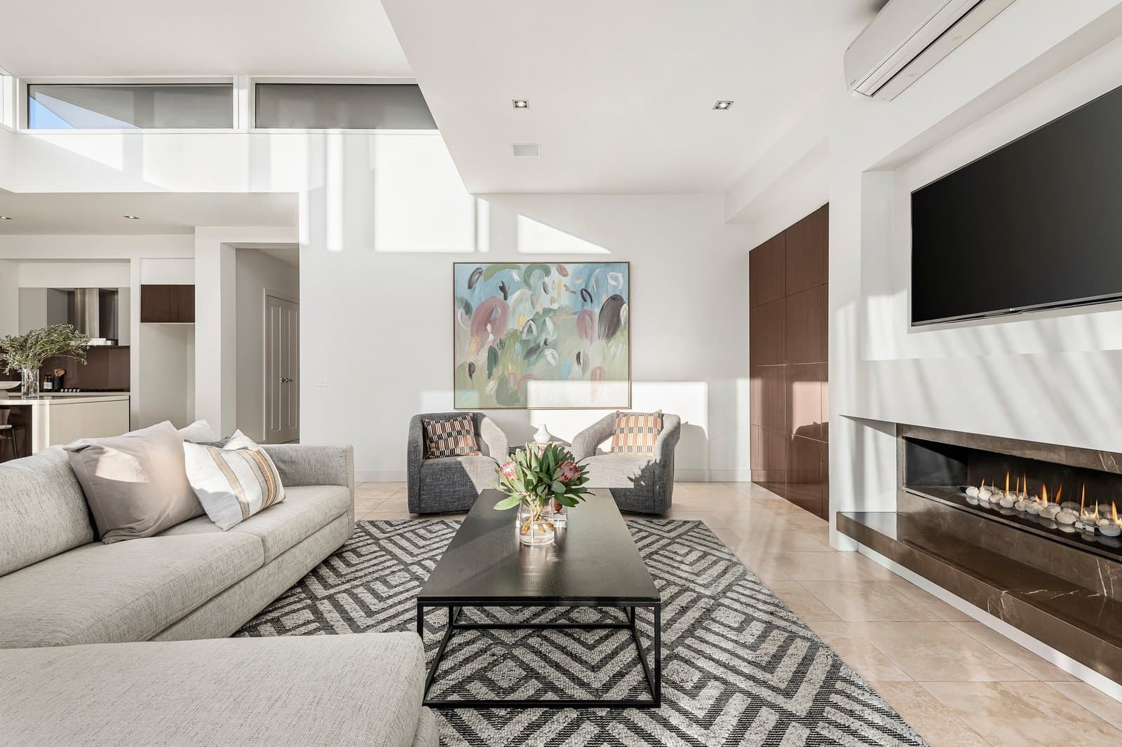 47 Erica Avenue, Glen Iris - Thumbnail 3
