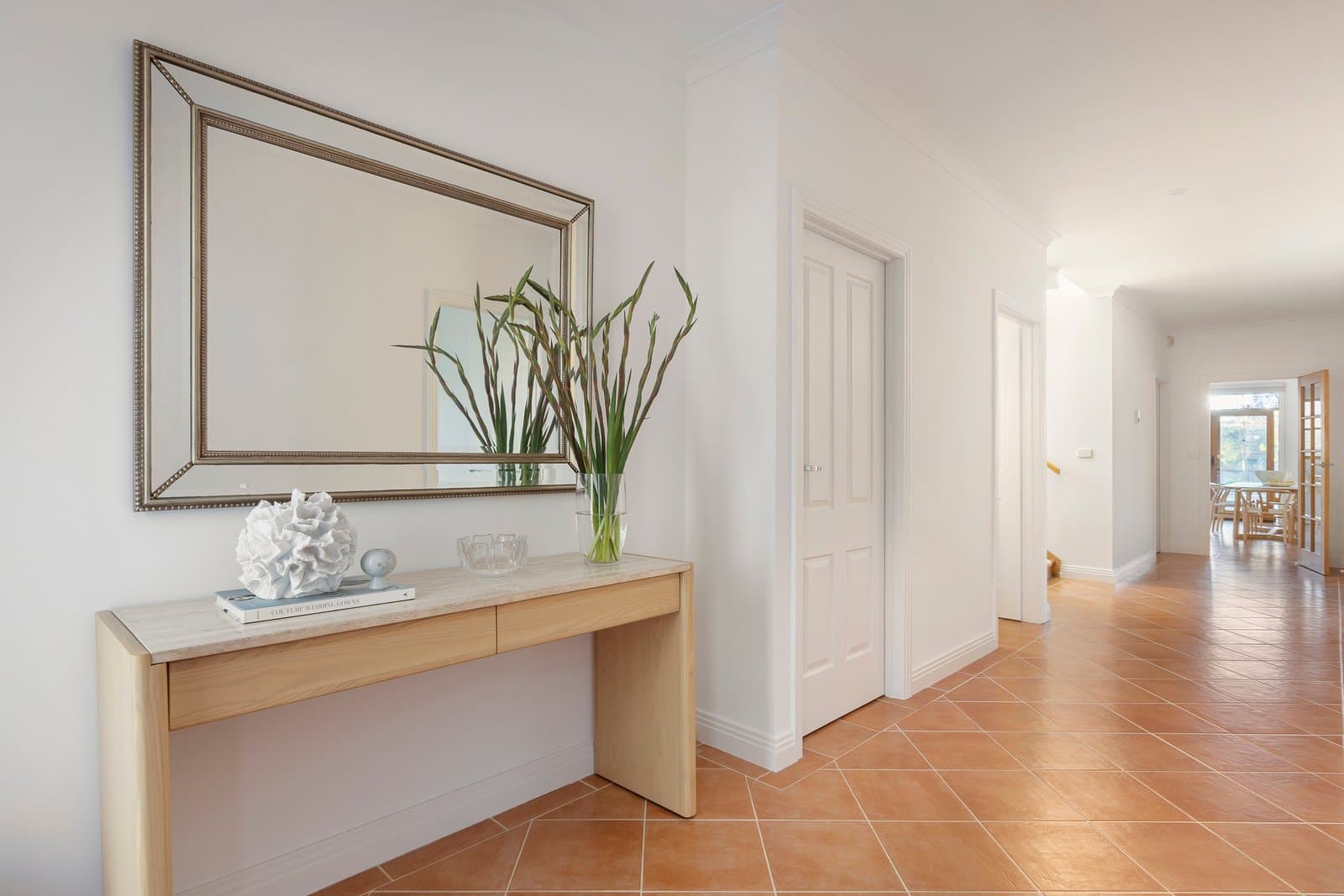1 Bona Vista Avenue, Surrey Hills - Thumbnail 6