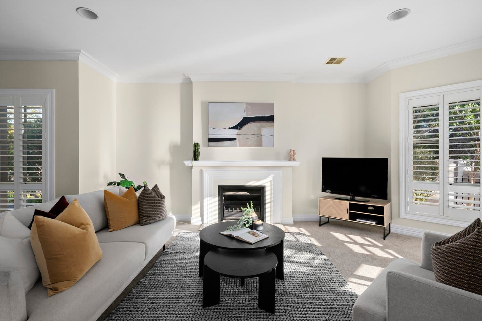 1/33-35 Iris Road, Glen Iris - Thumbnail 2