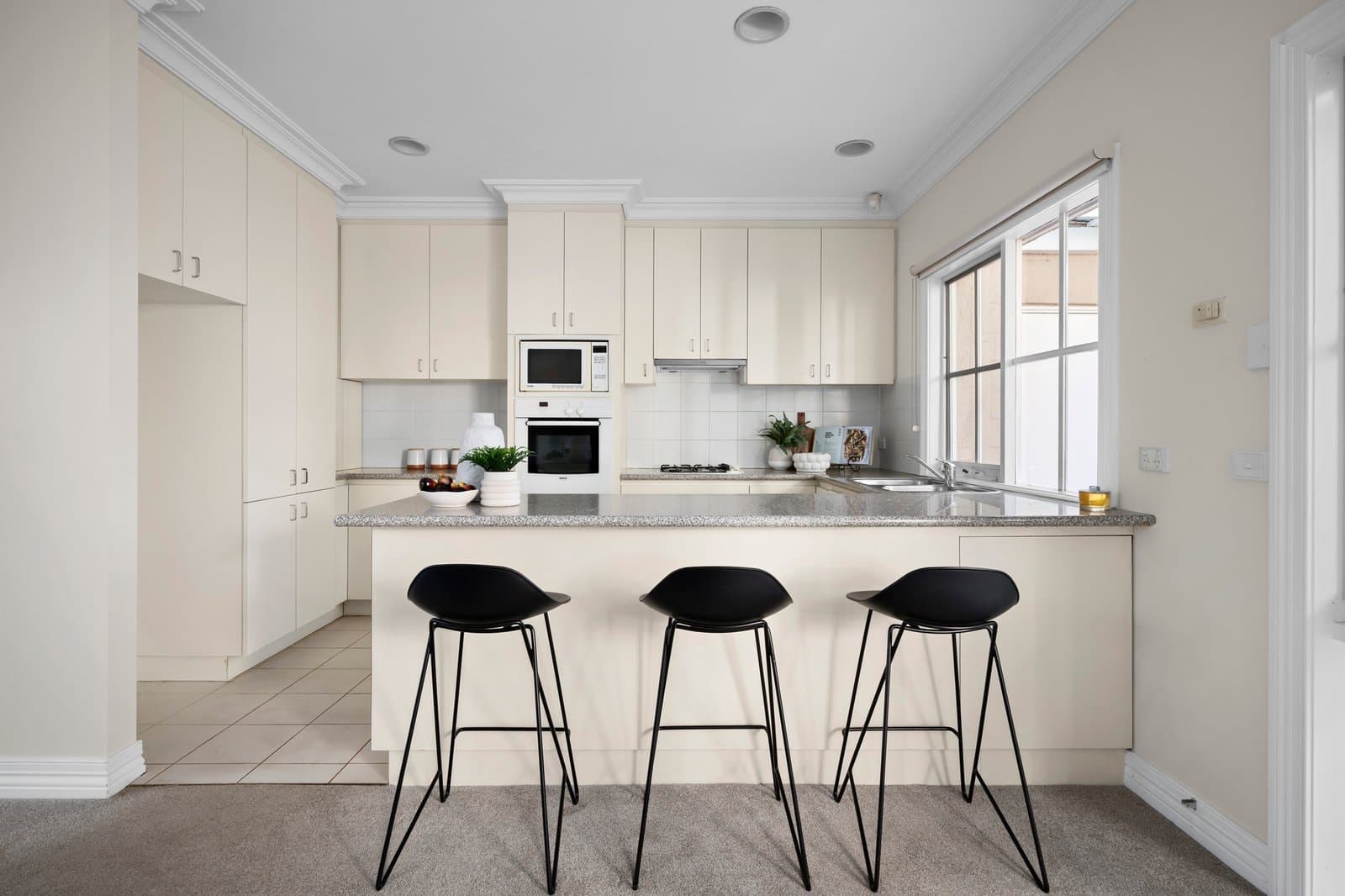 1/33-35 Iris Road, Glen Iris - Thumbnail 5