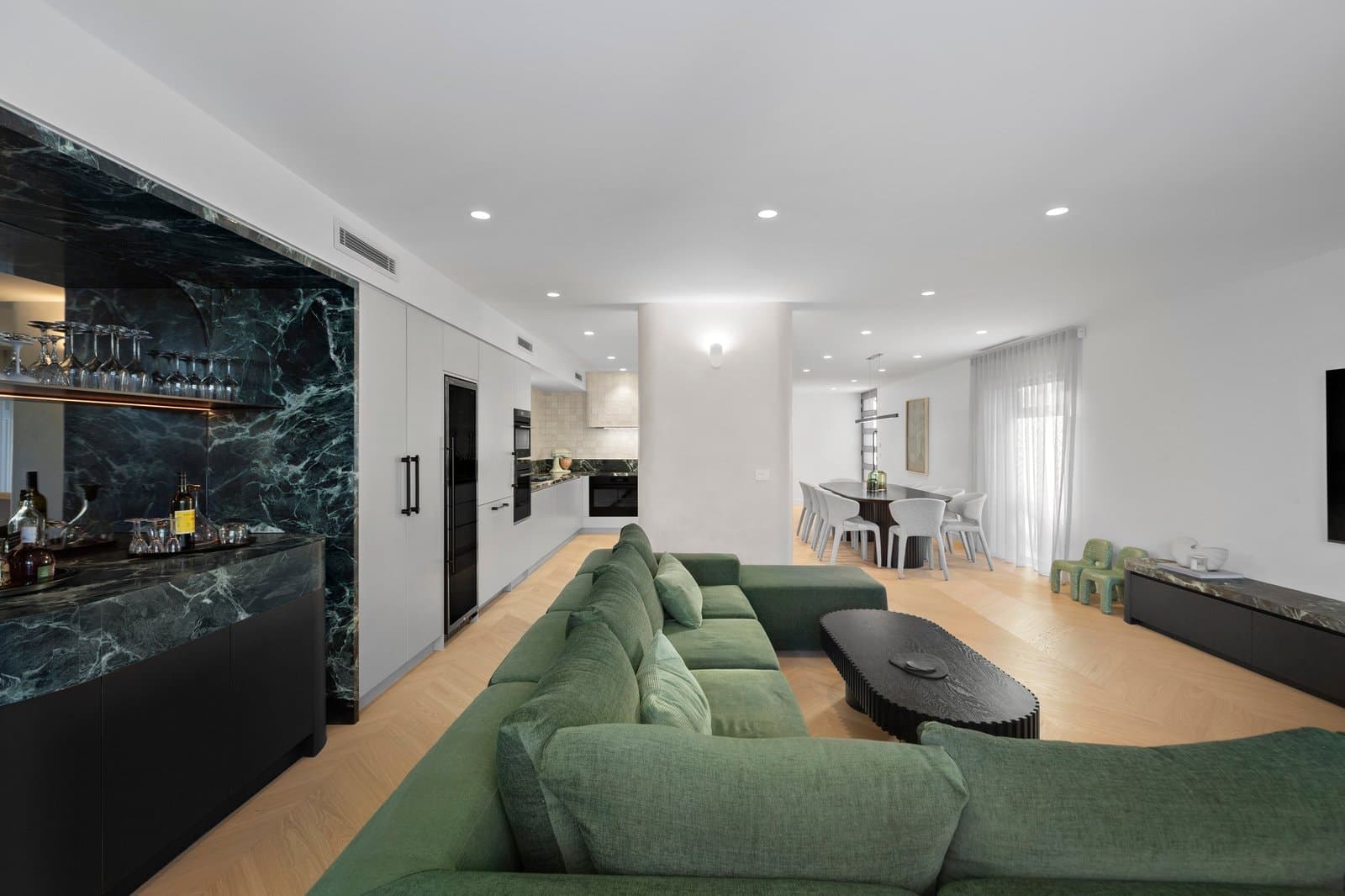 Residence 3, 505 St Kilda Street, Elwood - Thumbnail 2