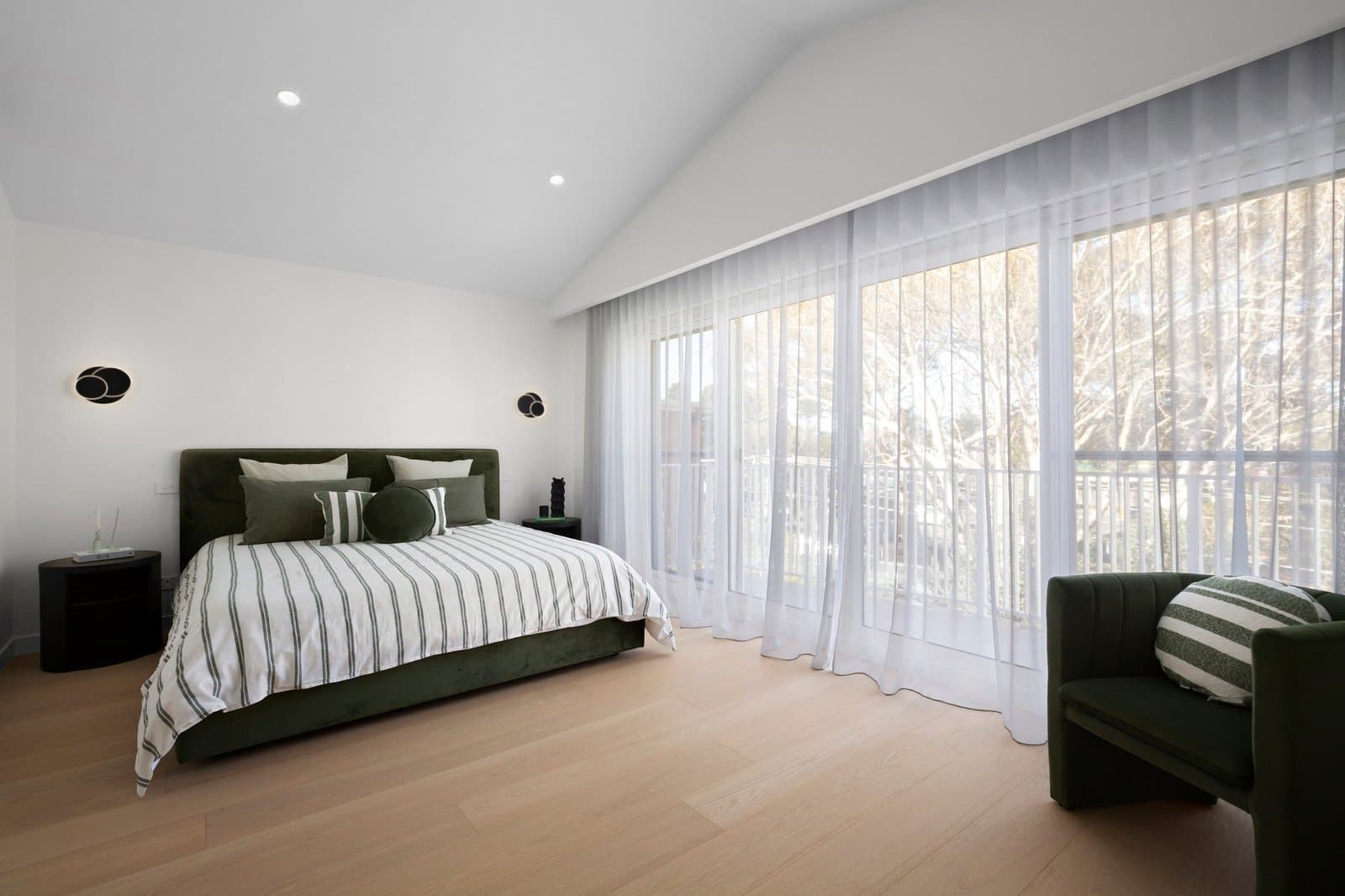 Residence 3, 505 St Kilda Street, Elwood - Thumbnail 4
