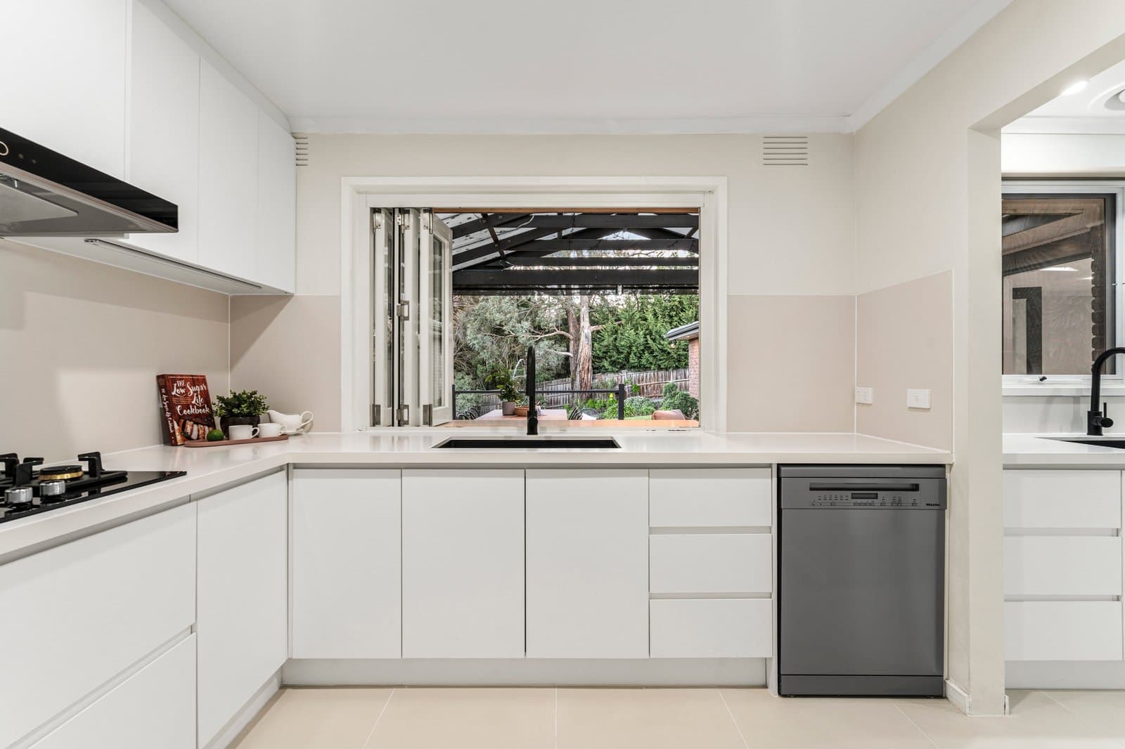 12 Valencia Terrace, Templestowe - Thumbnail 4