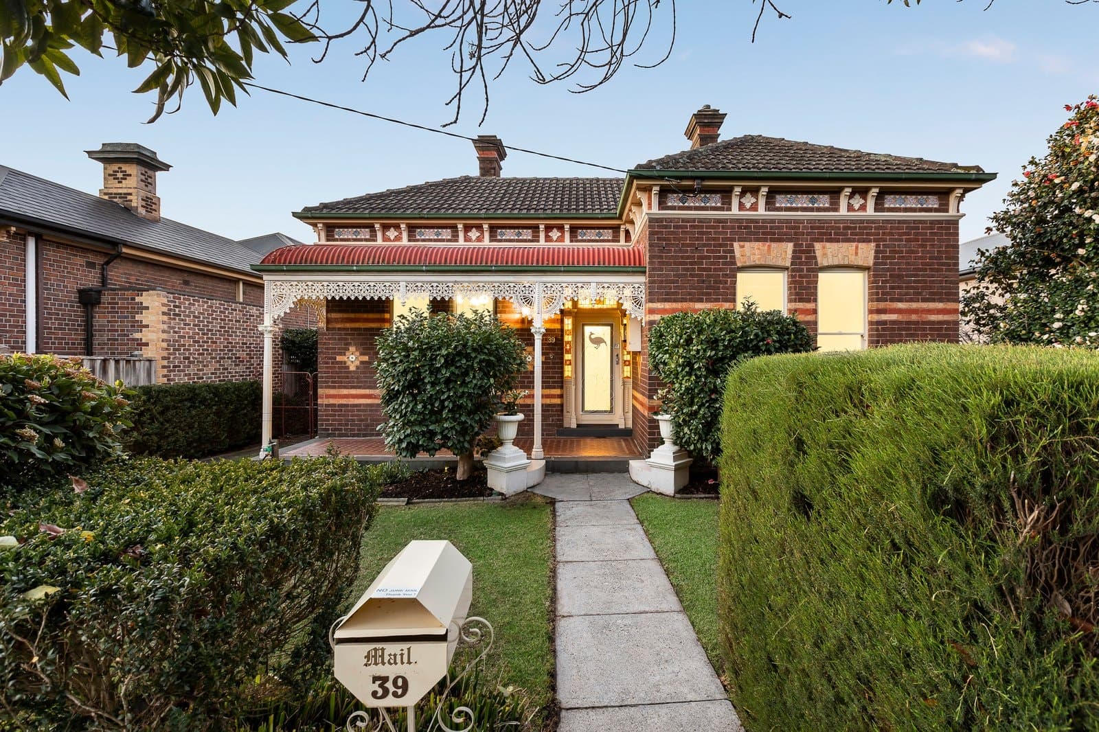39 Grove Road, Hawthorn - Thumbnail 2