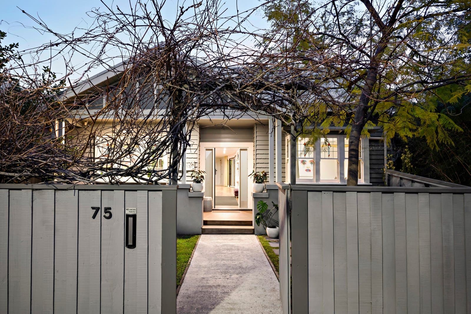 75 Bridge Street, Port Melbourne - Image 1