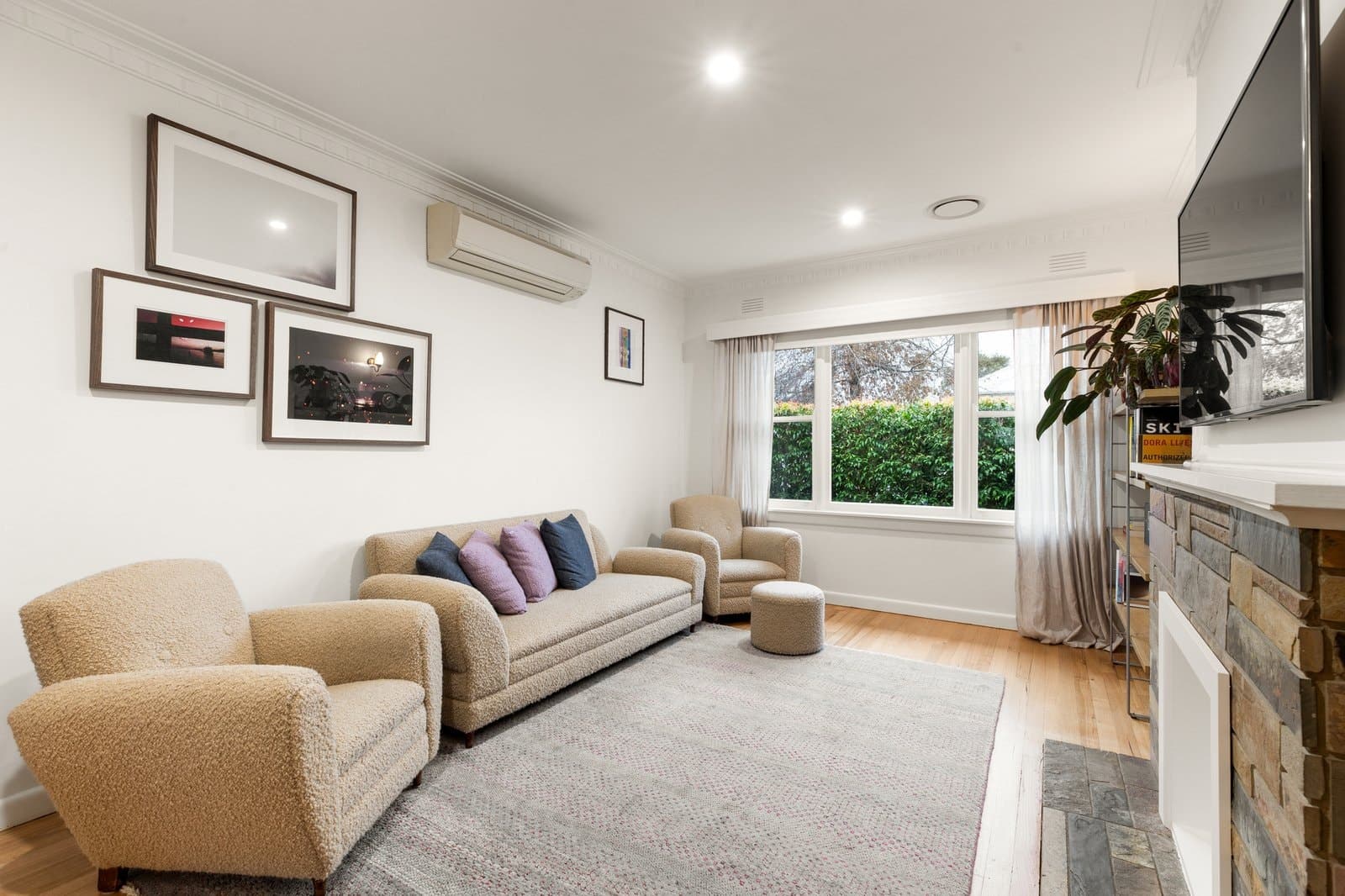 31 Derham Street, Port Melbourne - Thumbnail 3