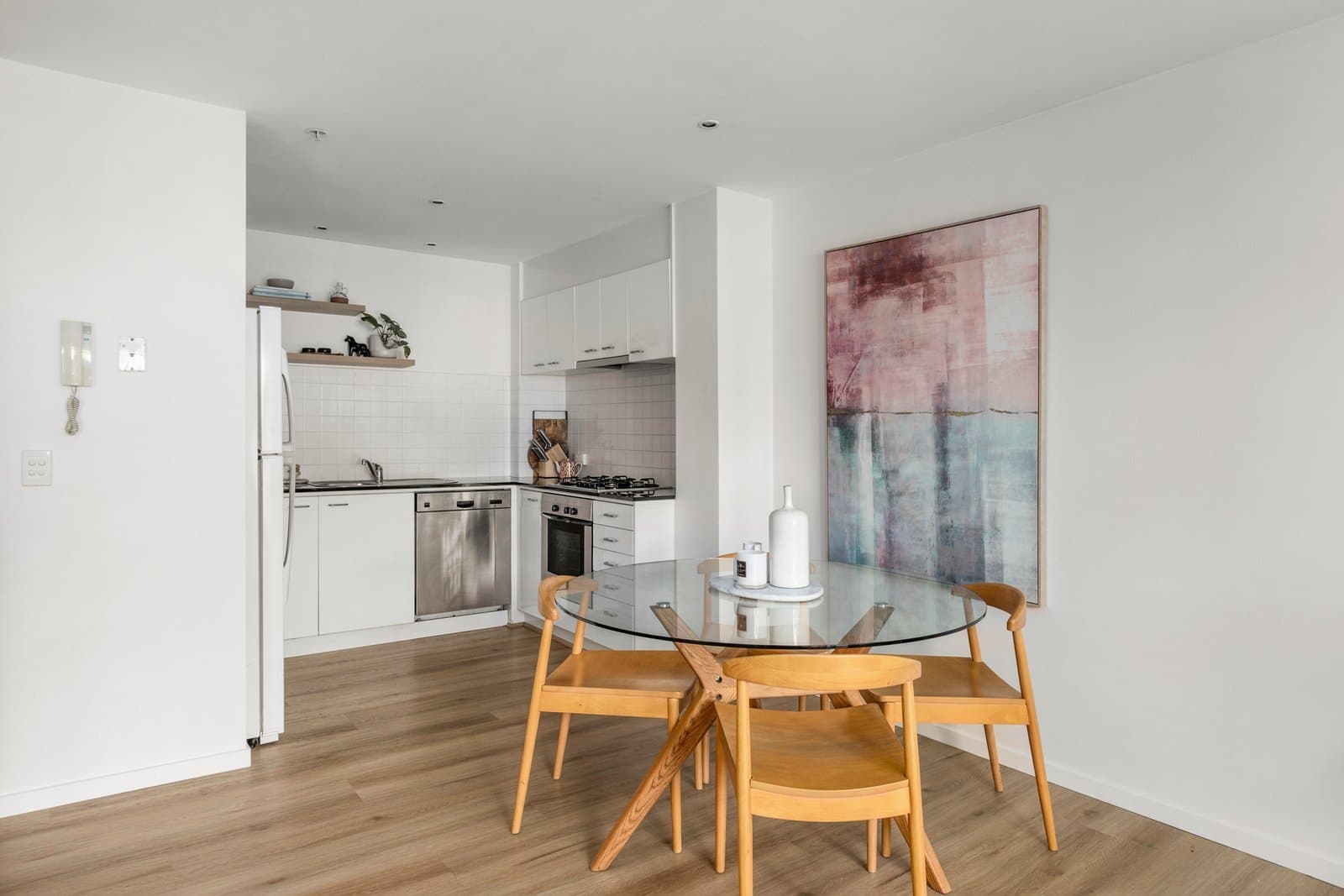 121/102 Camberwell Road, Hawthorn East - Thumbnail 2