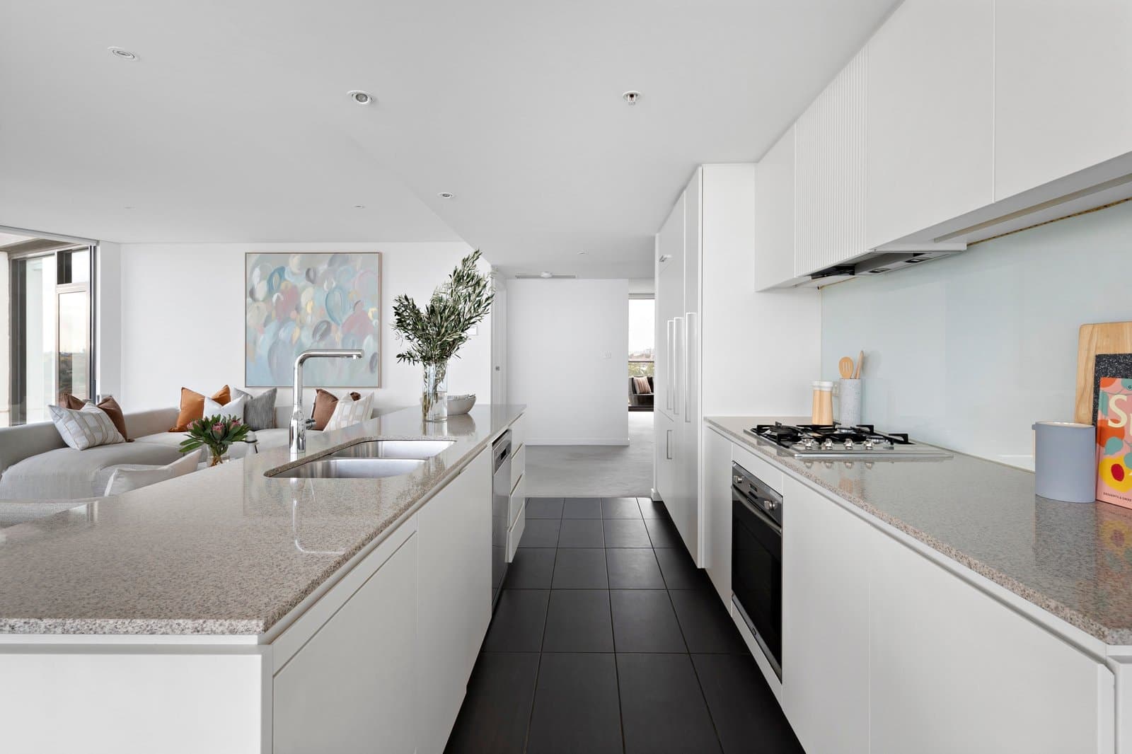 601/155 Beach Street, Port Melbourne - Thumbnail 5