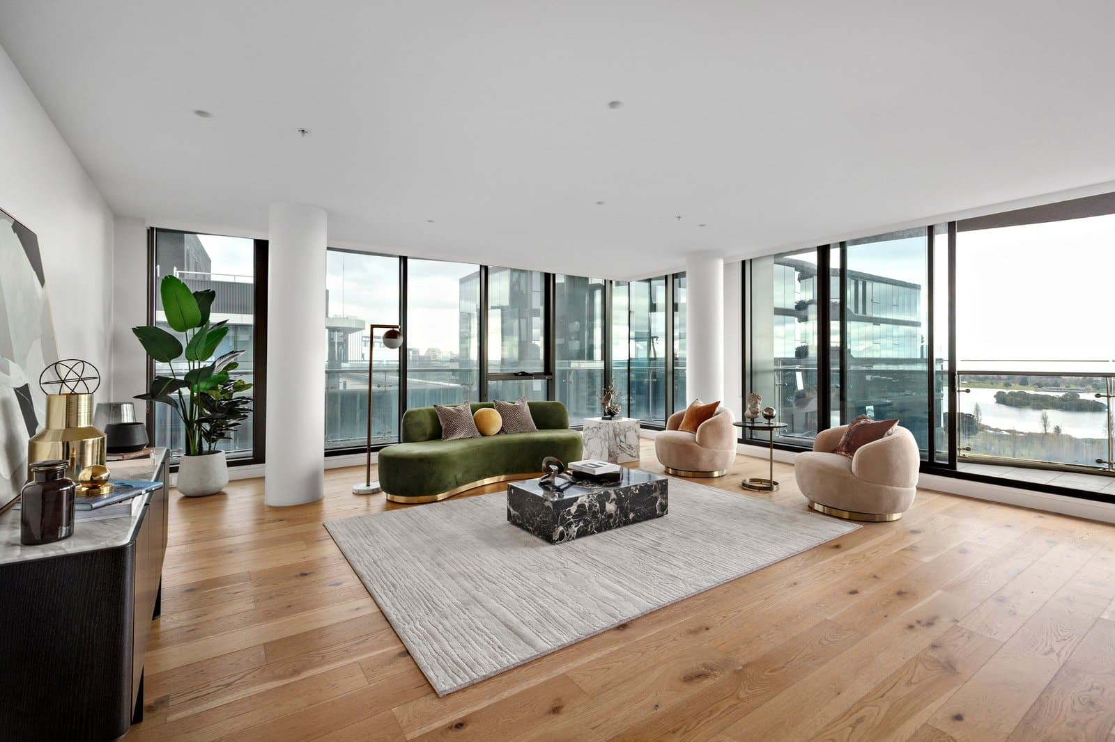 1705/35 Albert Road, Melbourne - Thumbnail 2