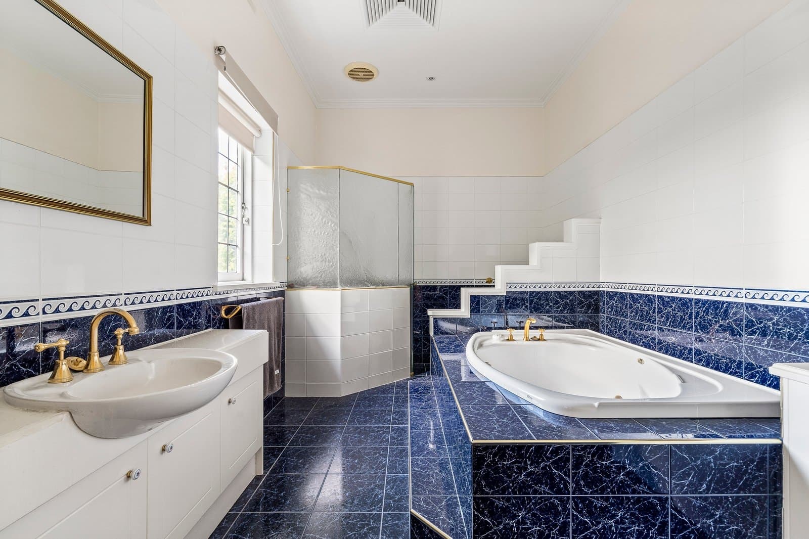 15 Madden Grove, Kew - Thumbnail 6