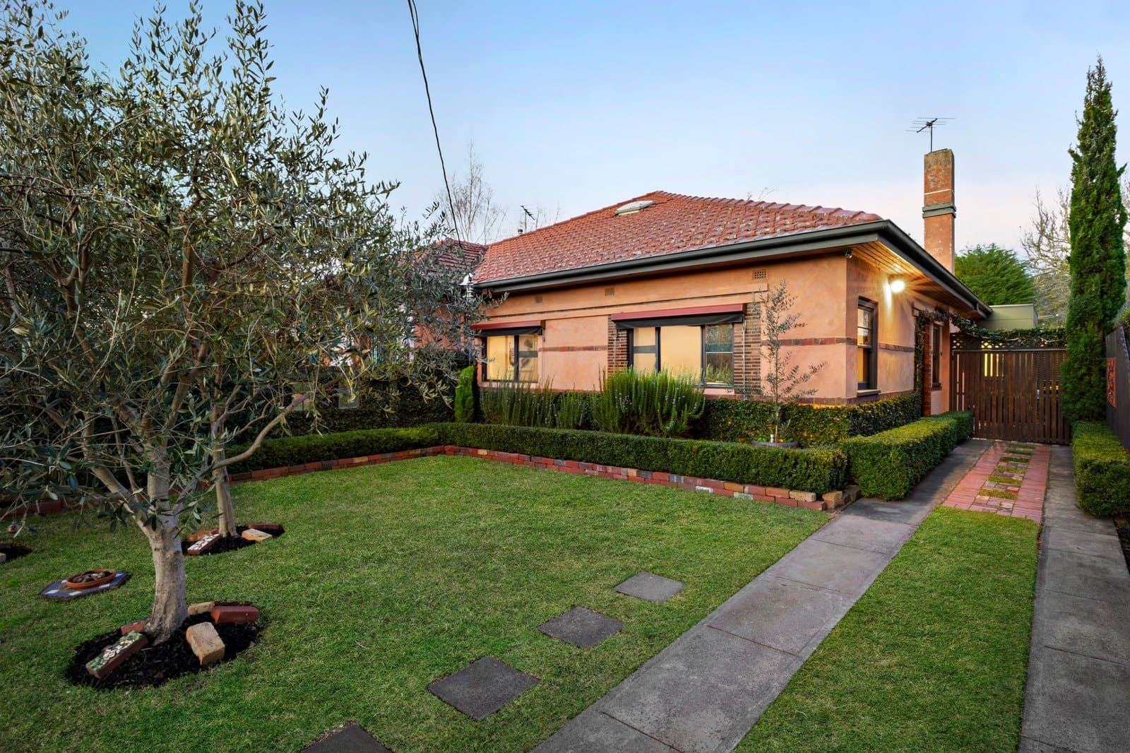 42 Sutherland Street, Malvern East - Image 1