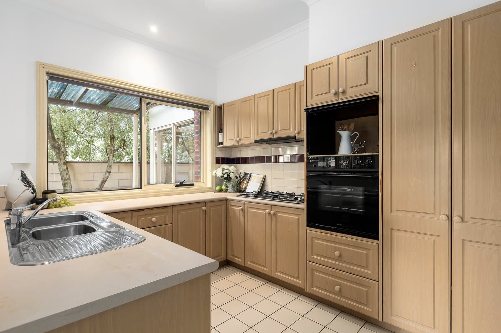 11 Hope Court, Kew - Thumbnail 7