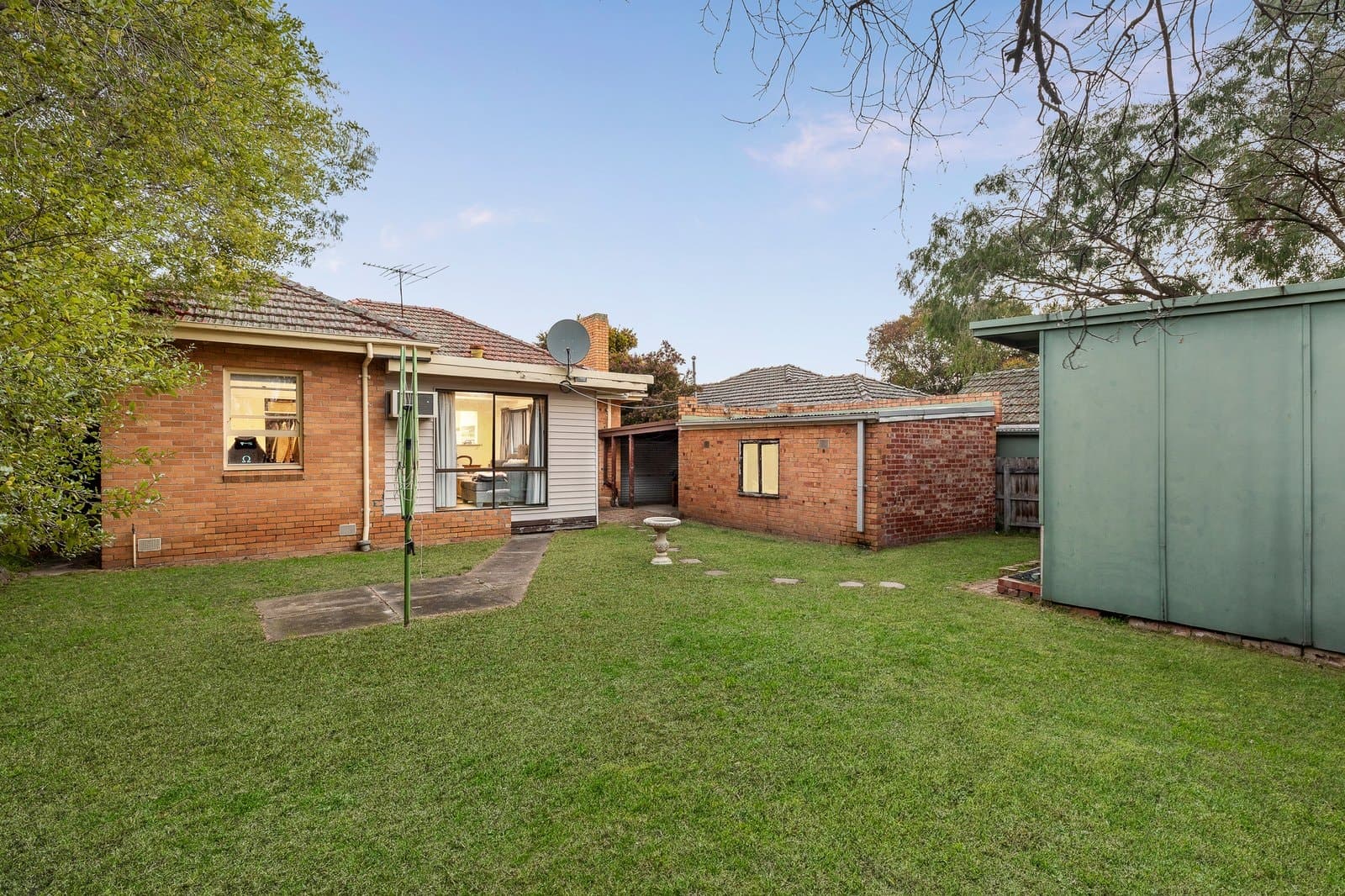 55 Liston Street, Glen Iris - Thumbnail 2
