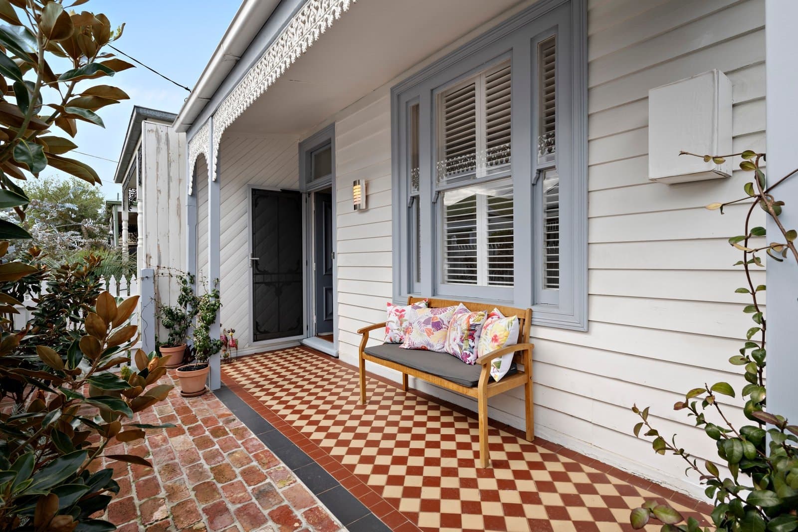102 Albert Street, Port Melbourne - Thumbnail 2