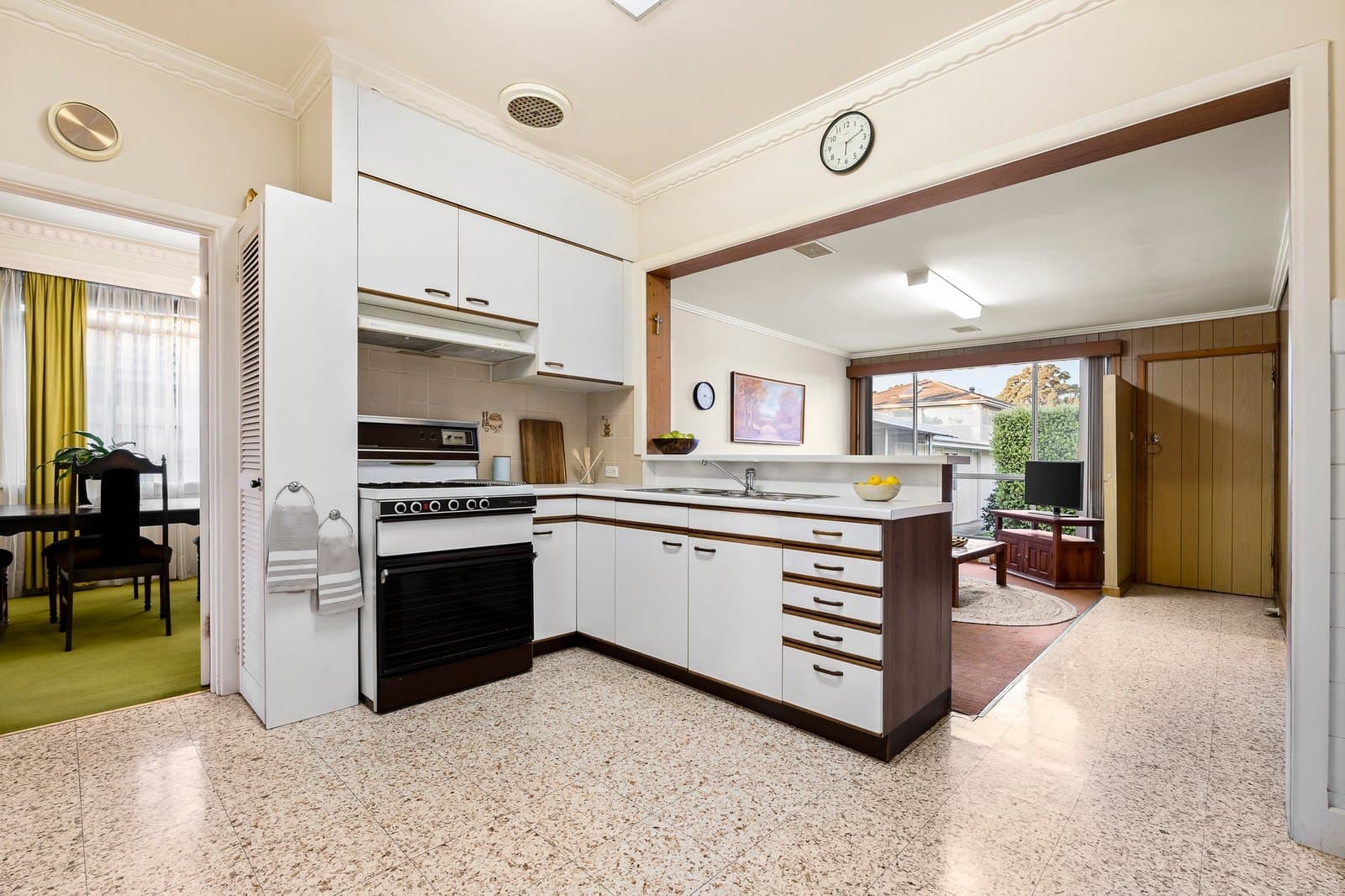 8 Gabriel Avenue, Malvern East - Thumbnail 7