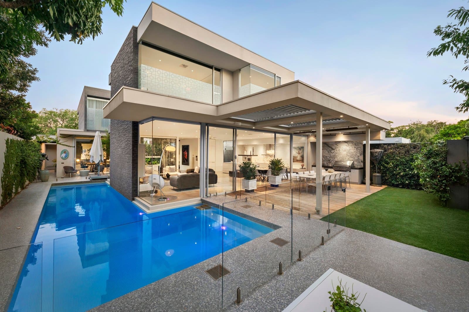 12 Kyarra Street, Hampton - Image 1