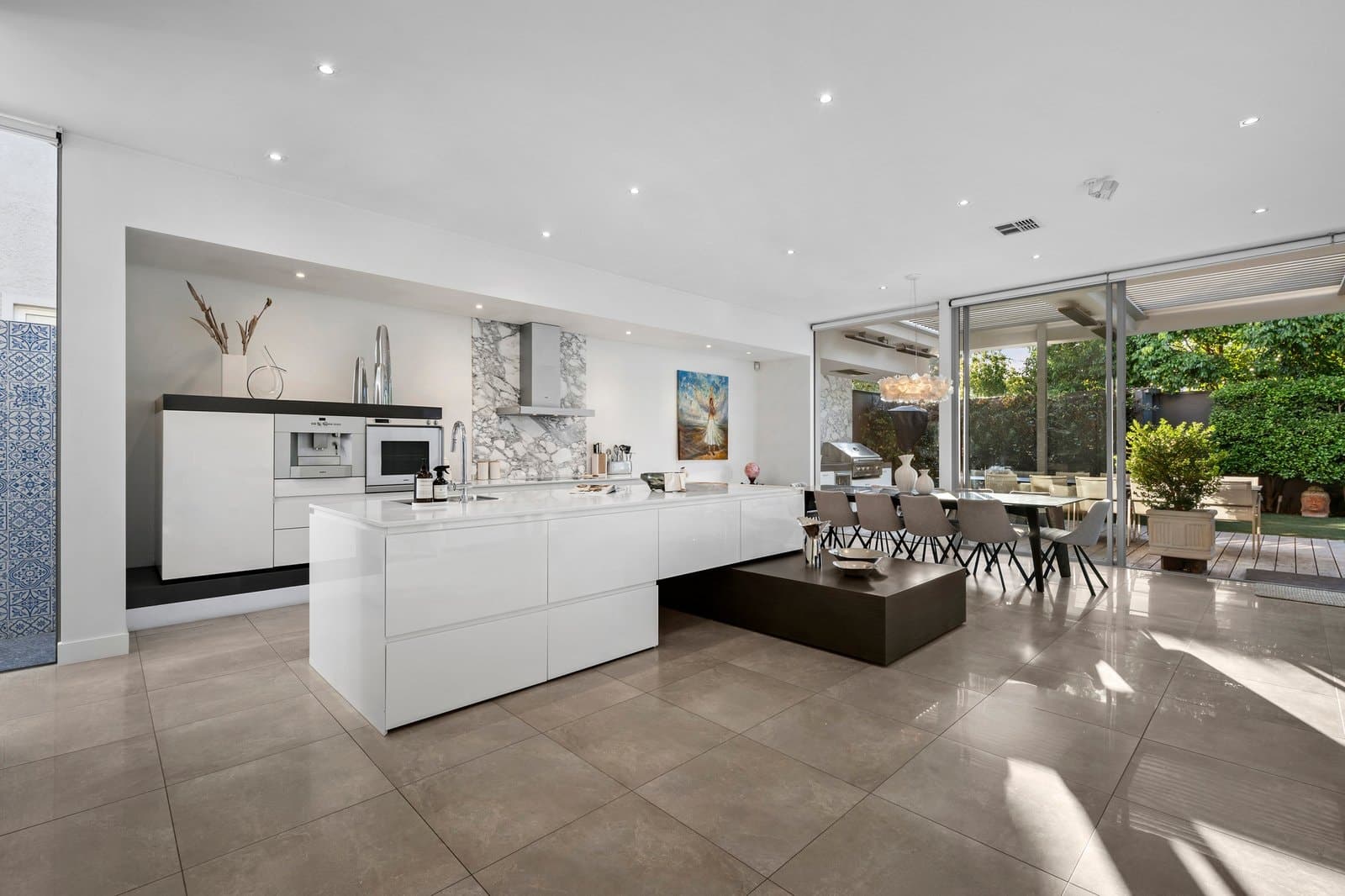 12 Kyarra Street, Hampton - Thumbnail 5