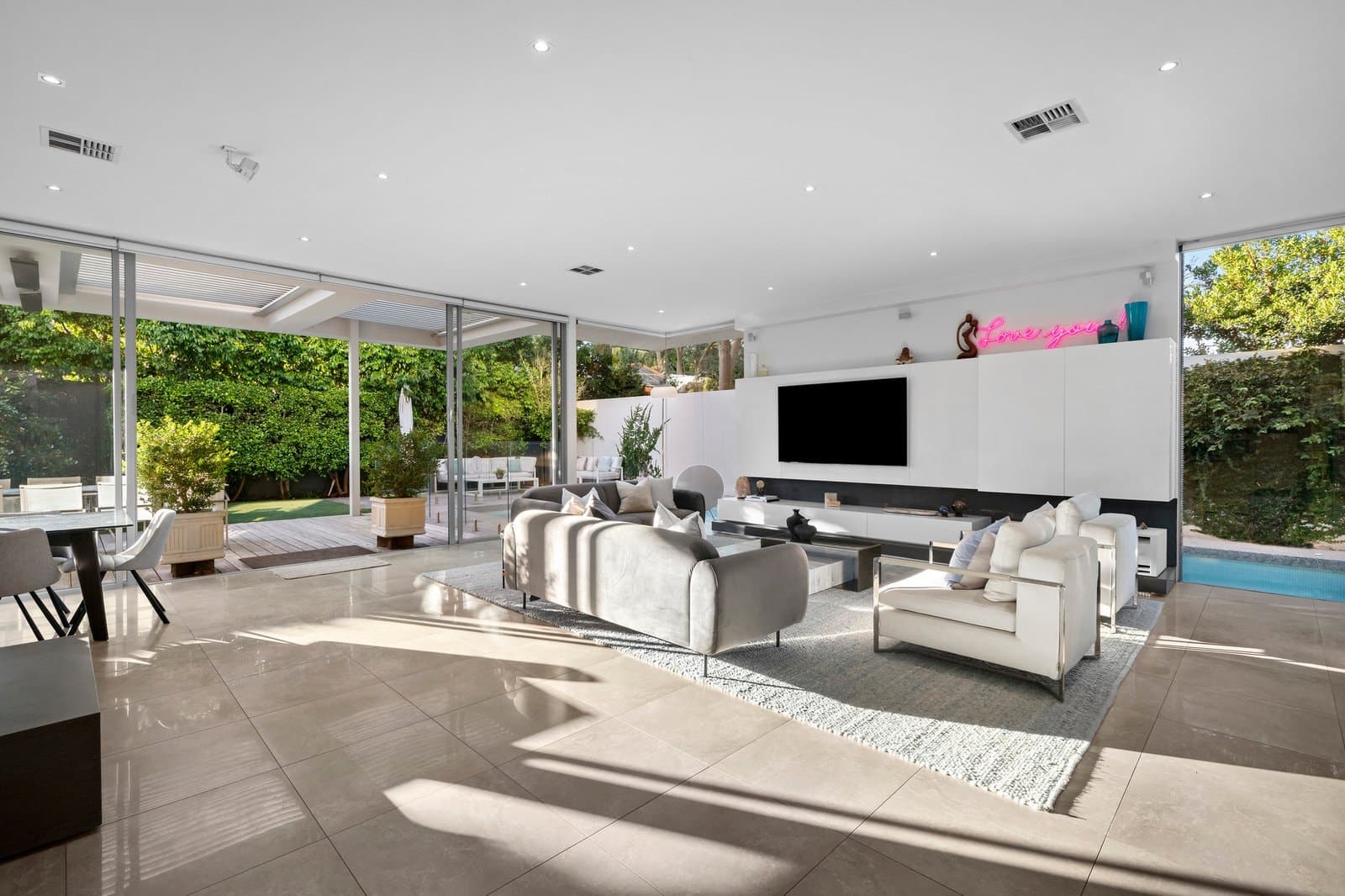 12 Kyarra Street, Hampton - Thumbnail 8