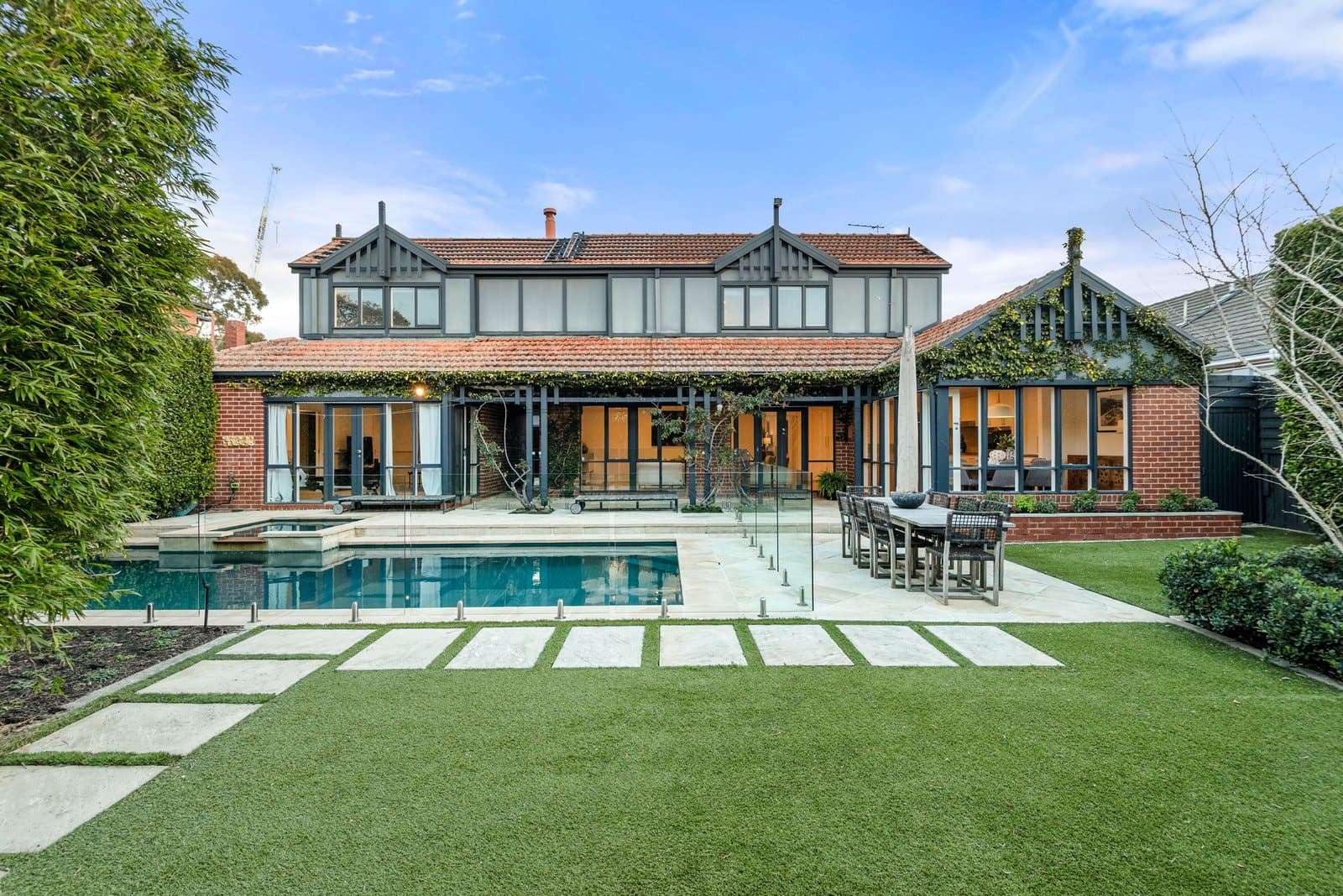 3 Irymple Avenue, Glen Iris - Thumbnail 2