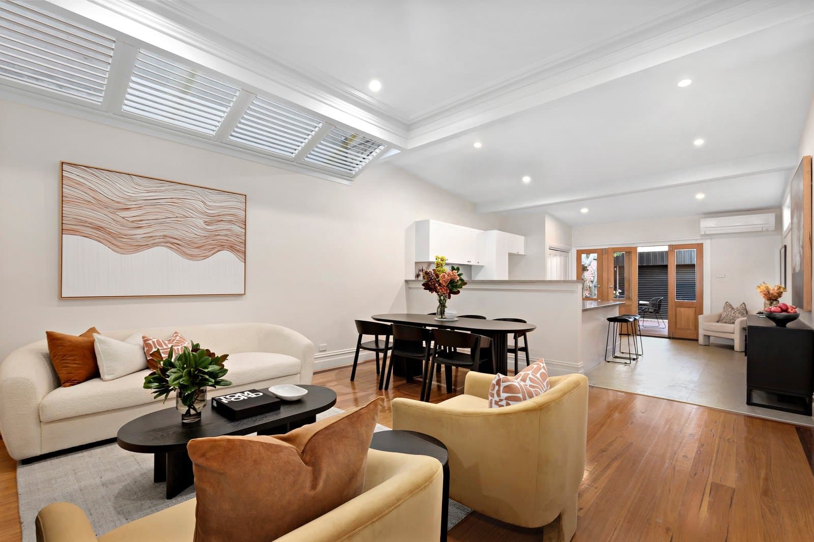 29 Barrett Street, Albert Park - Thumbnail 2