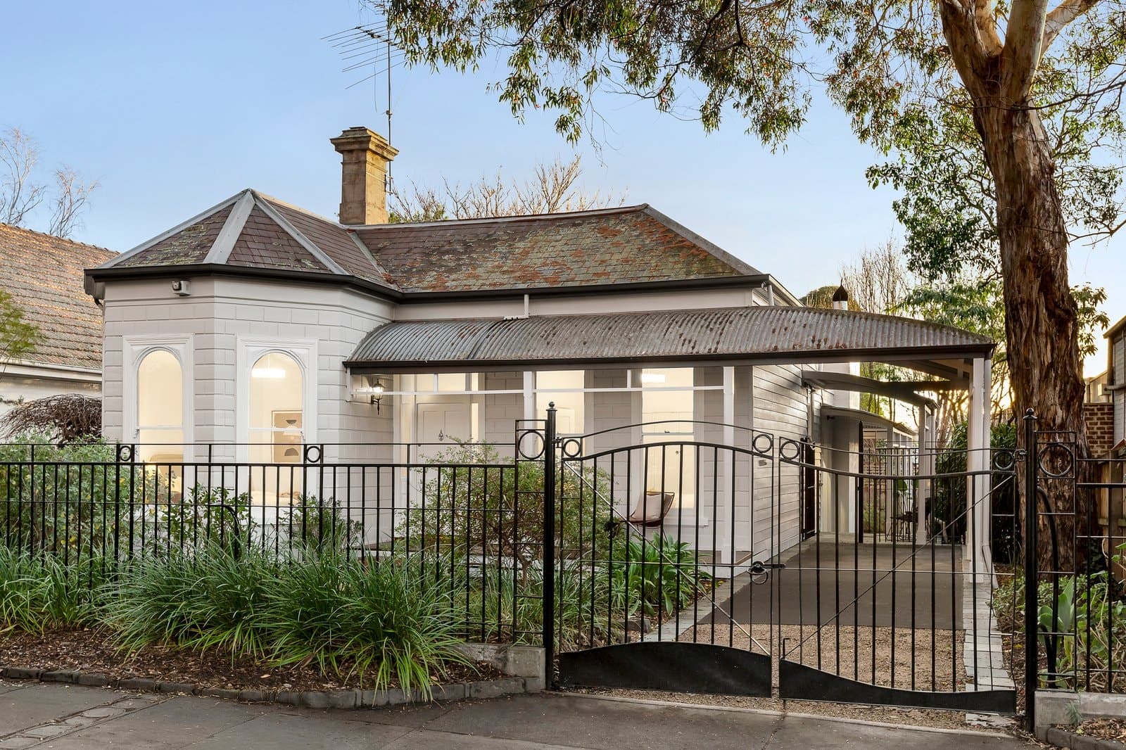 16 Cambridge Street, Hawthorn East - Image 1
