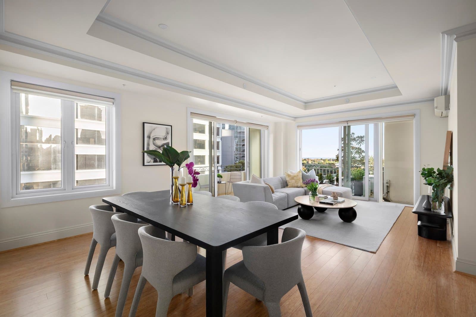 605/400 St Kilda Road, Melbourne - Image 1