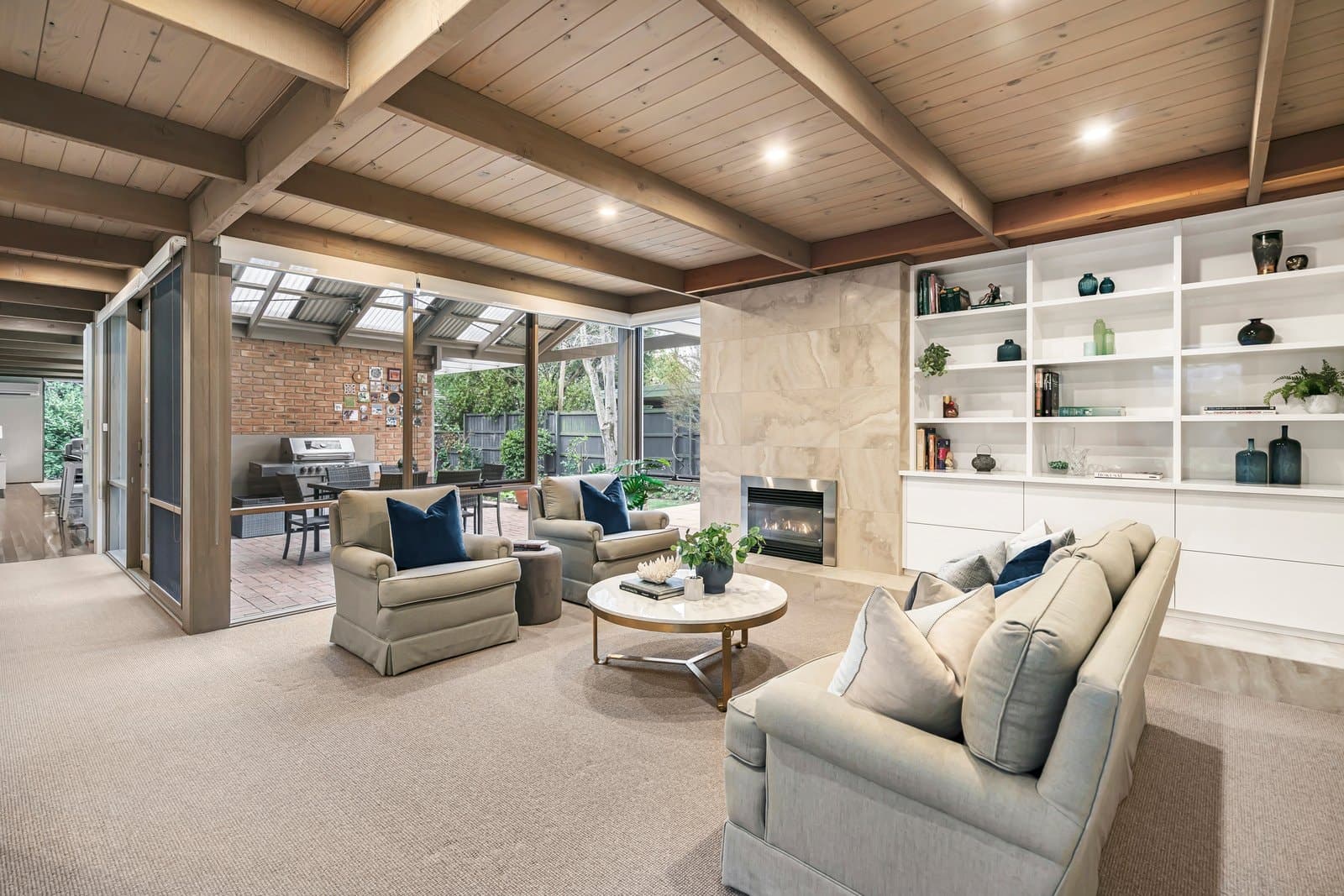 4 Loch Street, Surrey Hills - Thumbnail 8